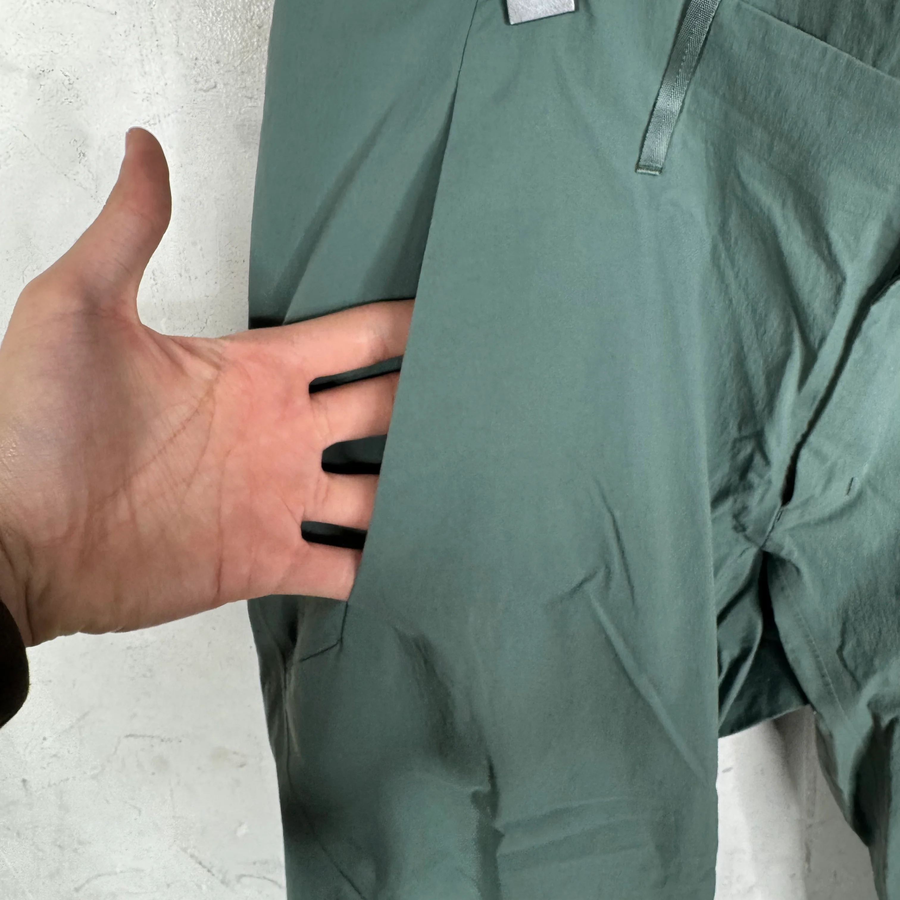 Arc’teryx Teal Nylon Trousers - Image 5