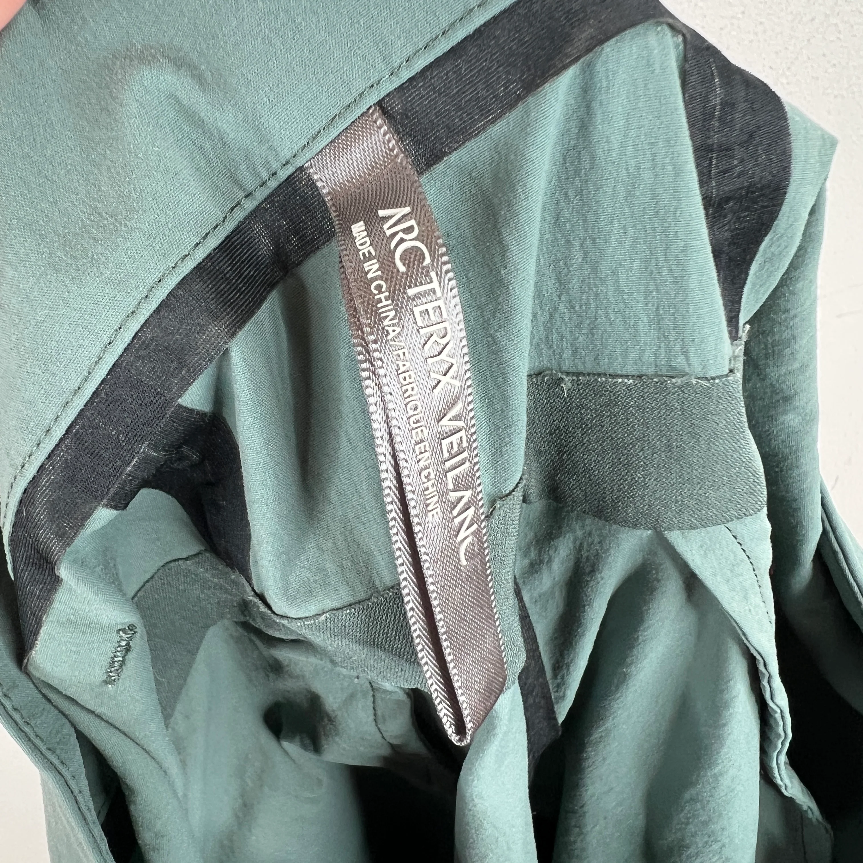 Arc'teryx Teal Nylon Trousers - Image 3