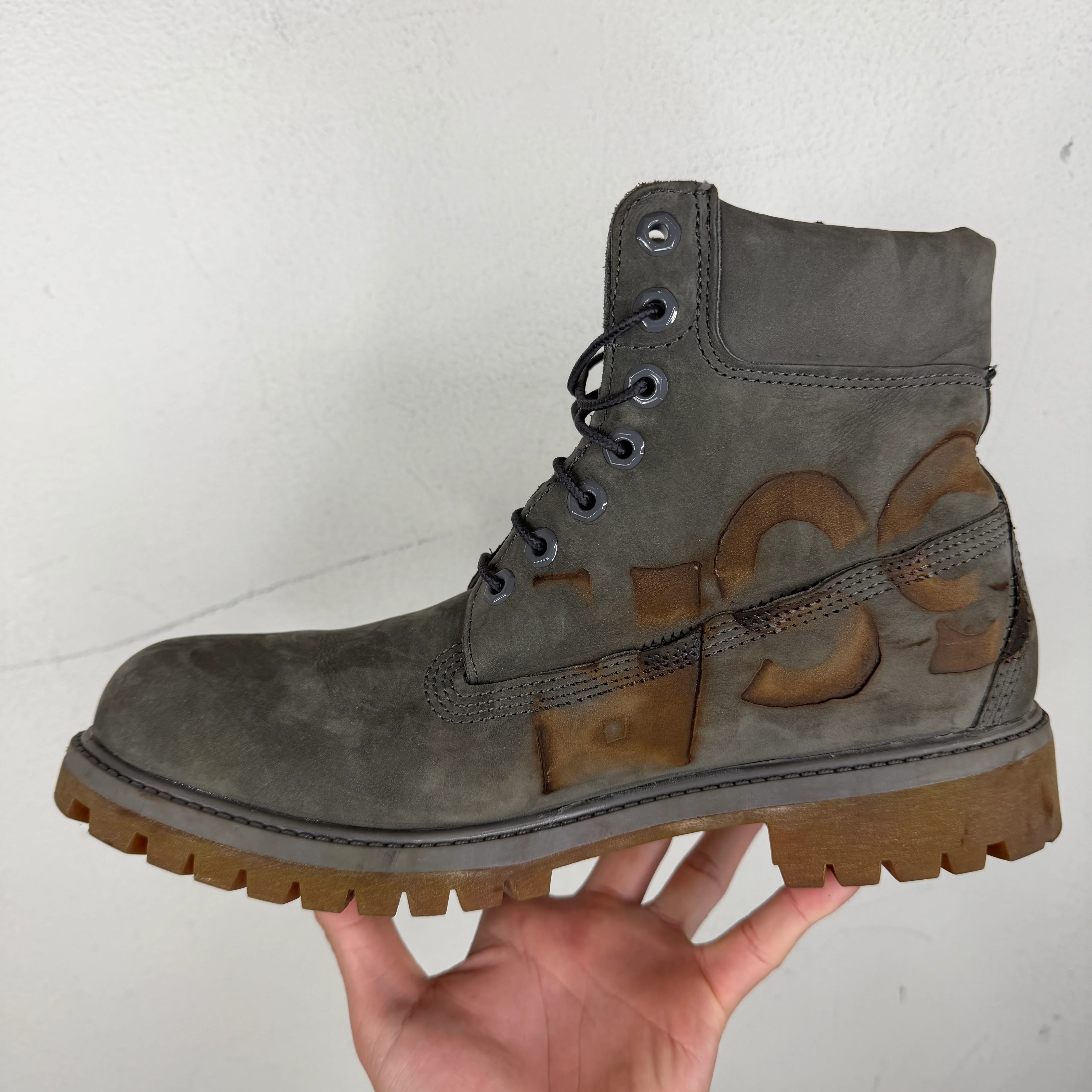 Asspizza Timberland 6 Inch Boots - Image 4