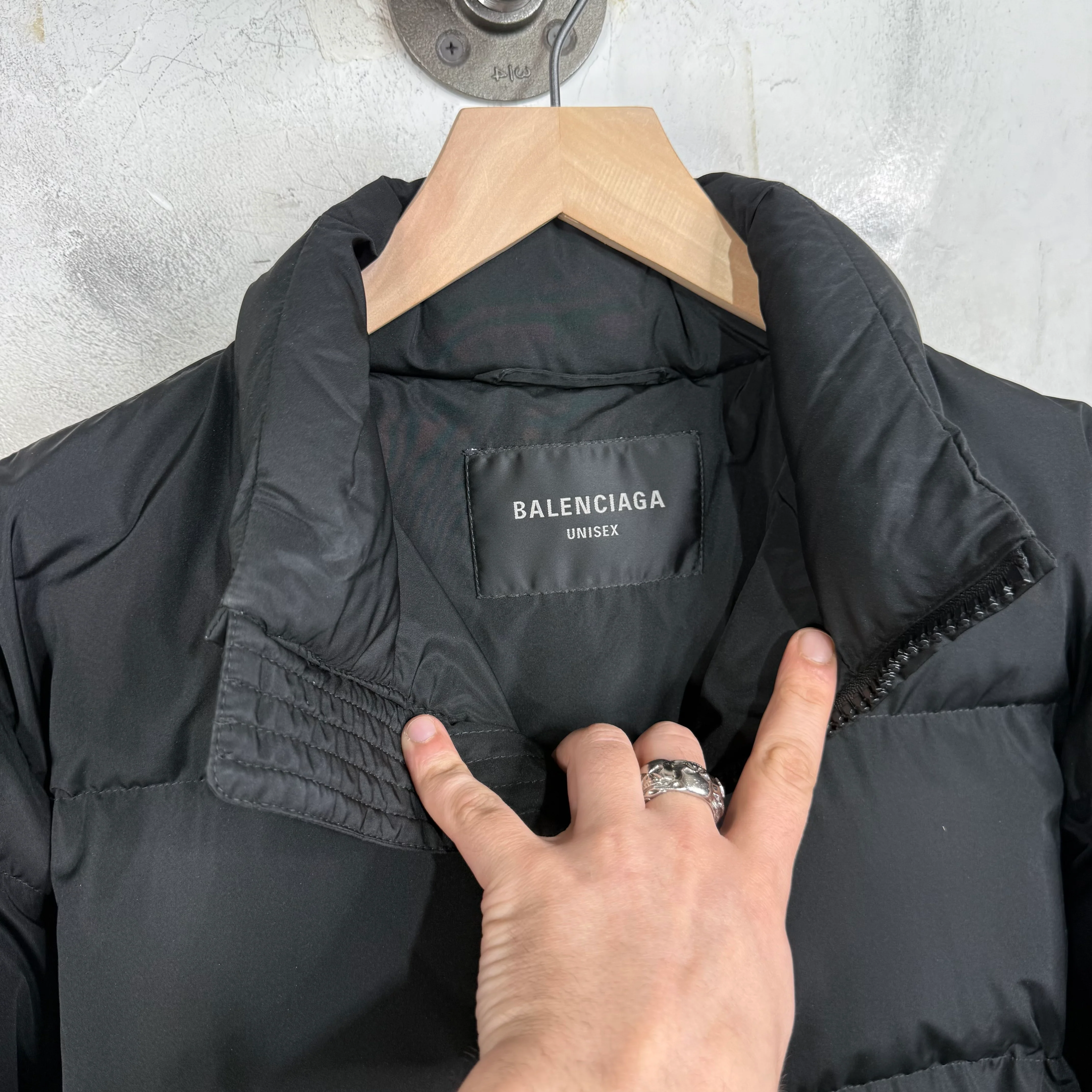 Balenciaga Cropped Puffer Jacket - Image 3