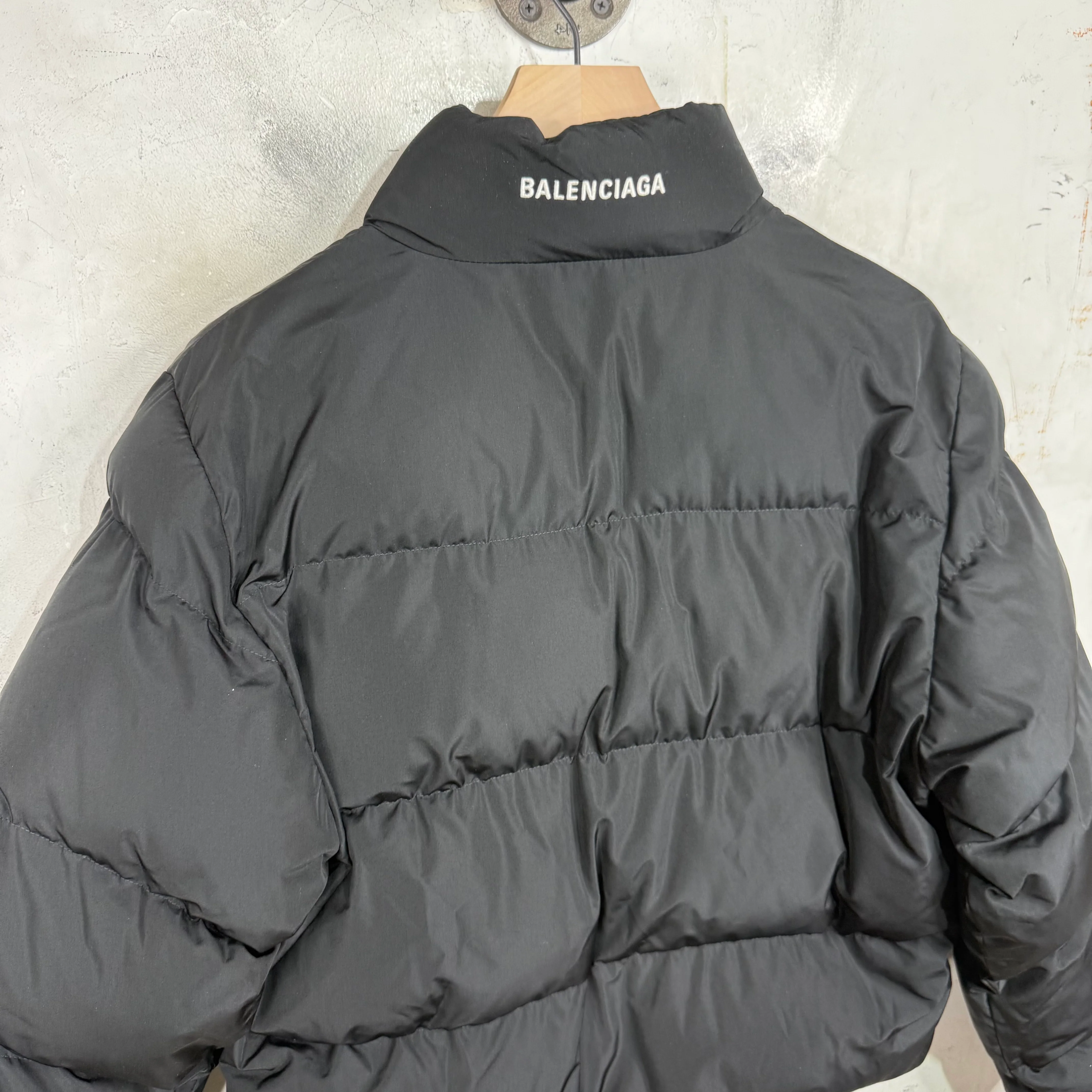 Balenciaga Cropped Puffer Jacket - Image 9