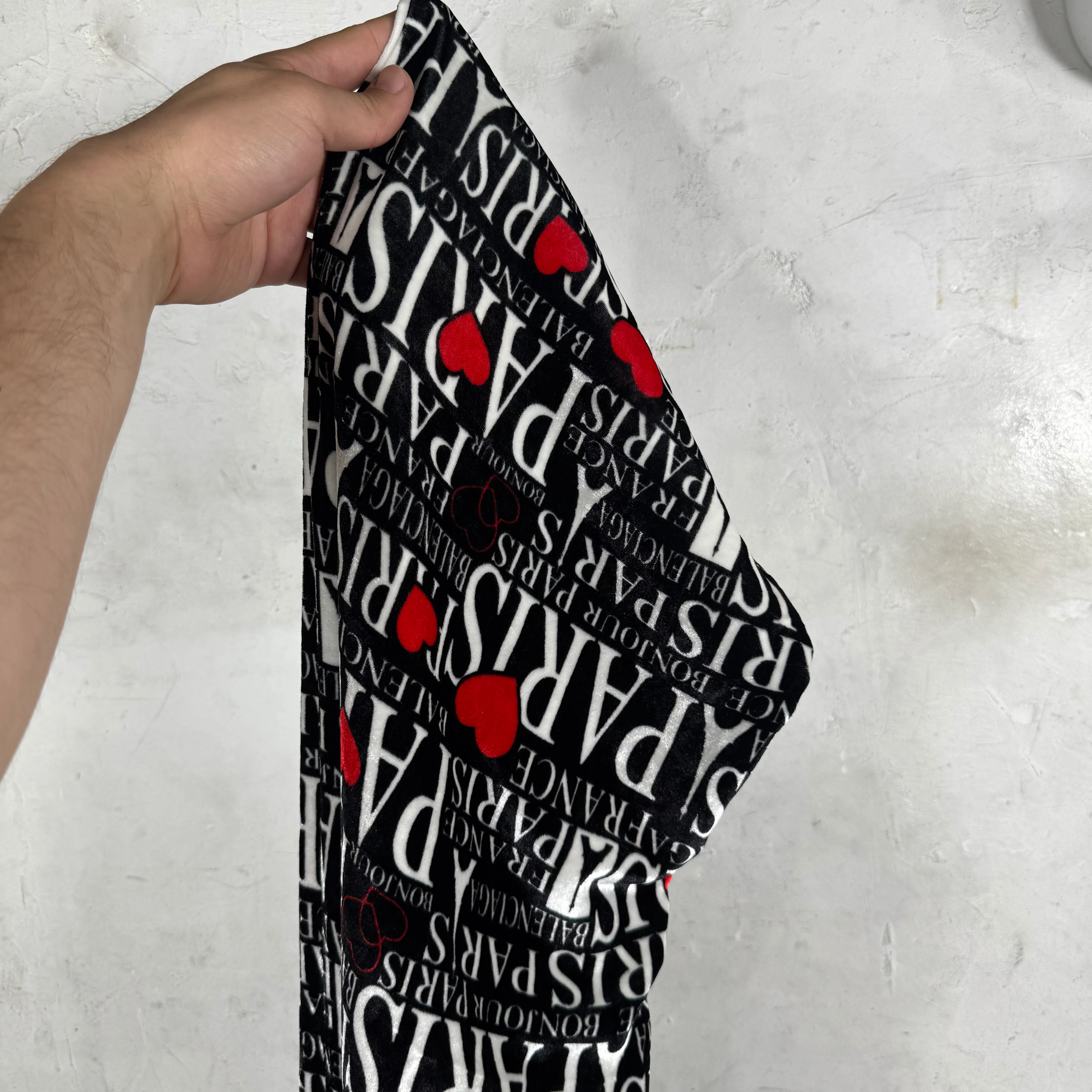 Balenciaga Heart Velvet Scarf - Image 3