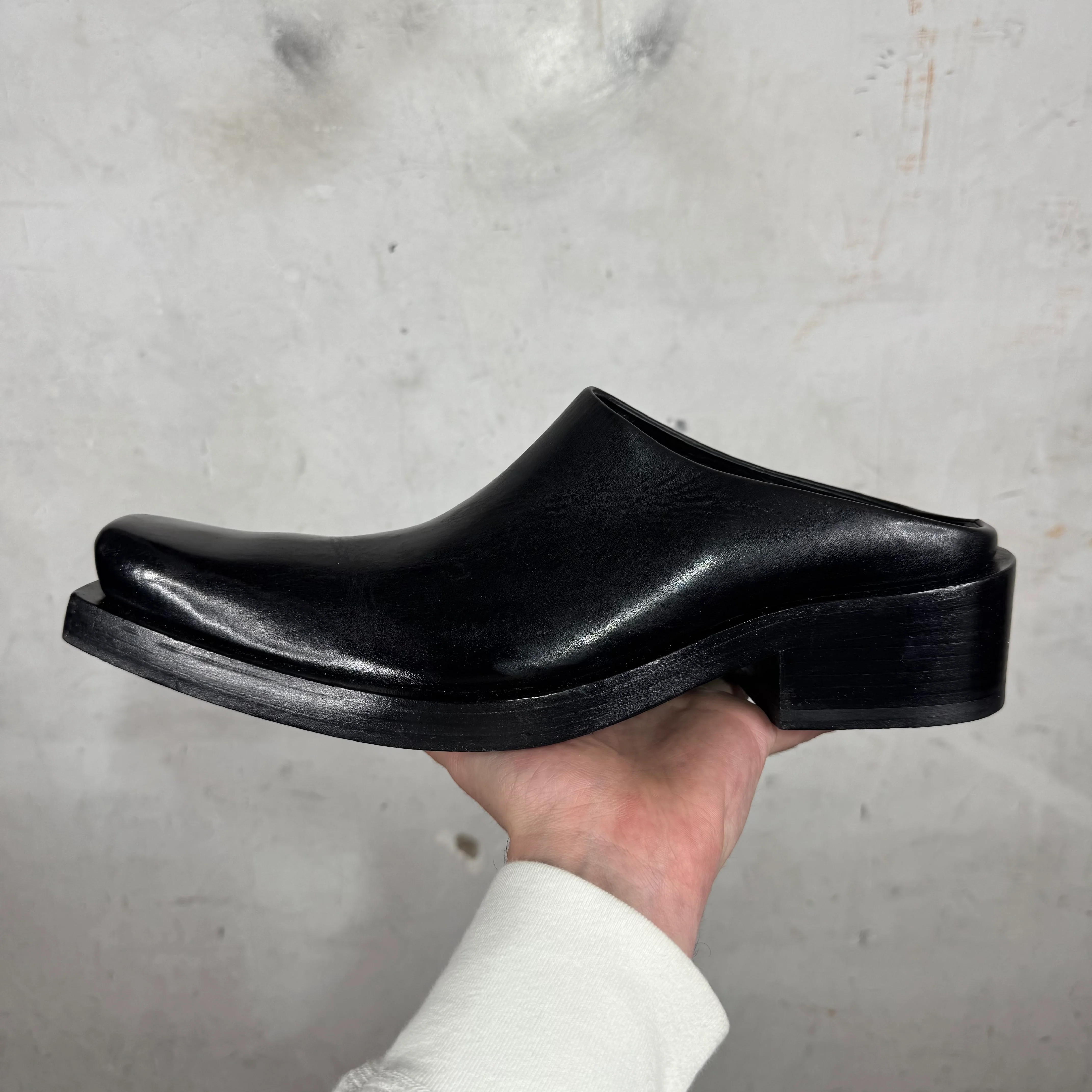 Balenciaga Leather Santiago Mules - Image 7