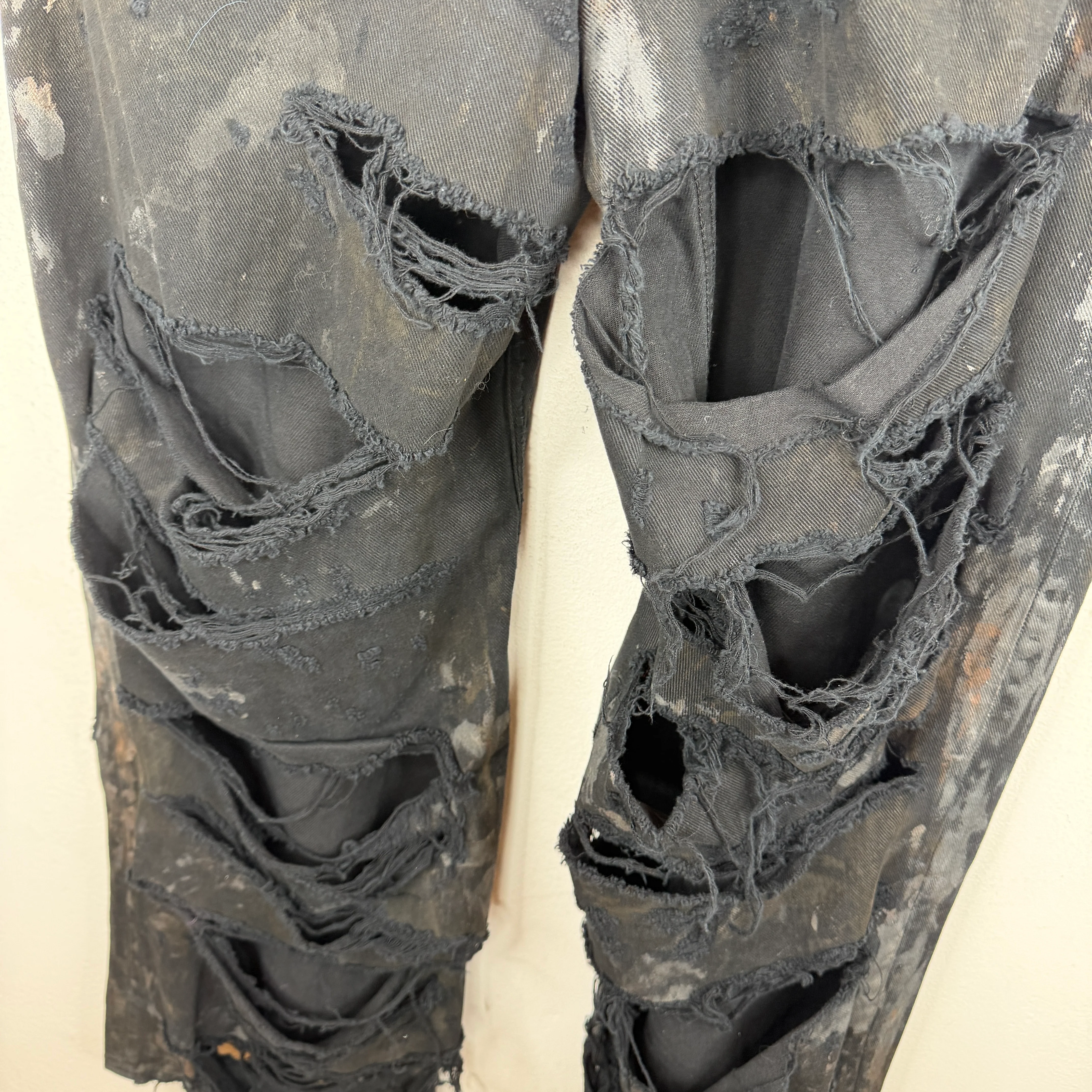 Balenciaga Mud Show Ripped Jeans - Image 8
