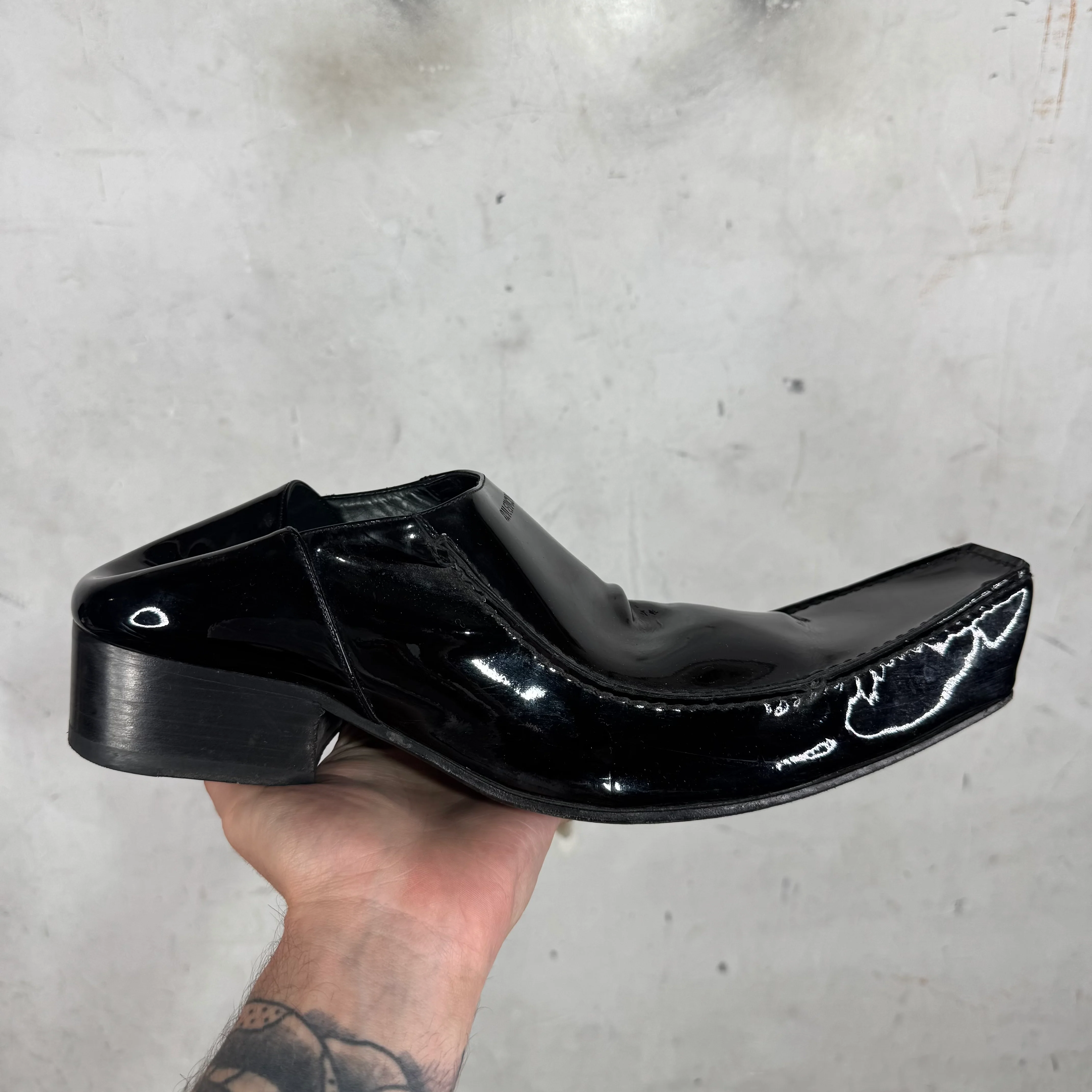 Balenciaga Patent Romeo Collapse Mules - Image 2