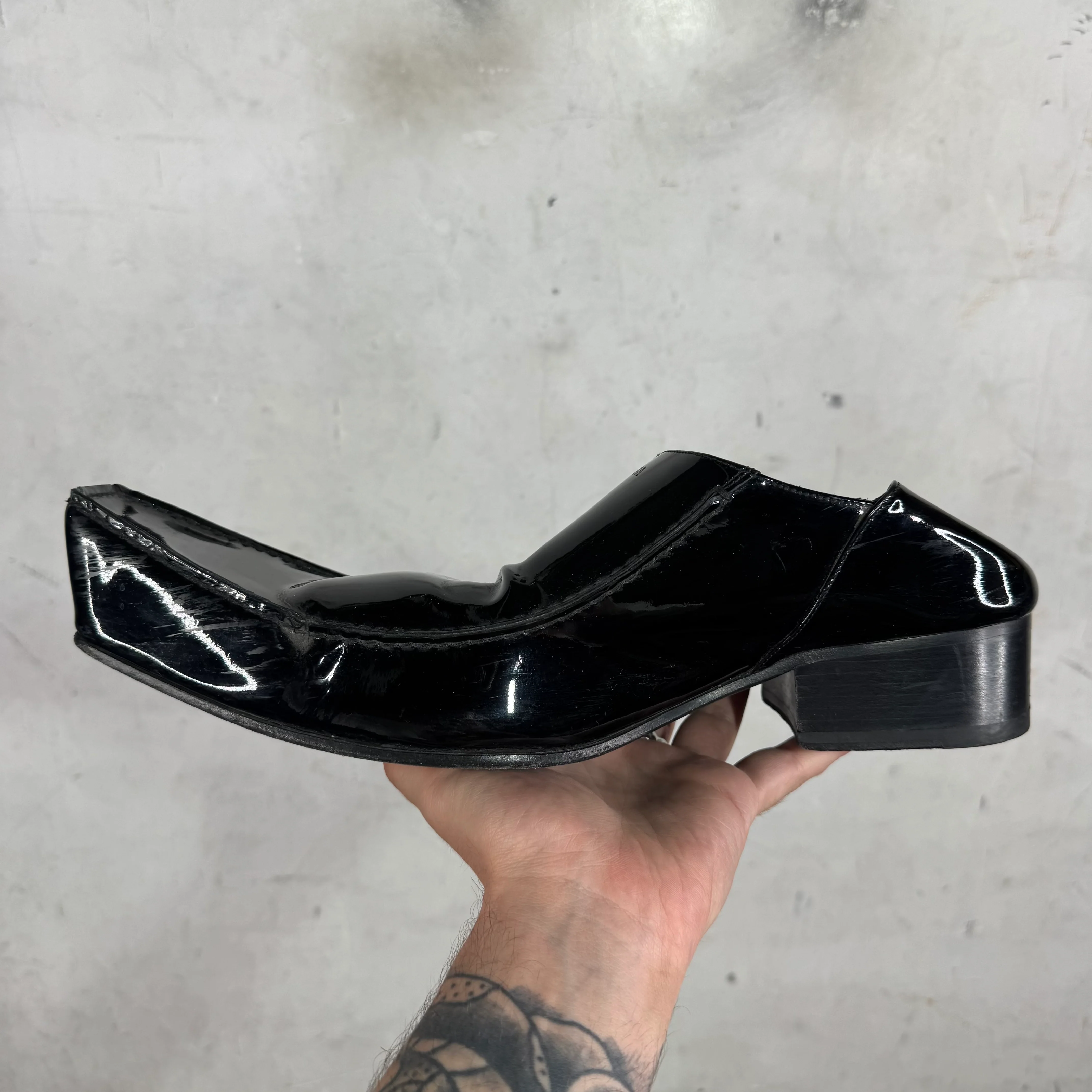 Balenciaga Patent Romeo Collapse Mules - Image 4