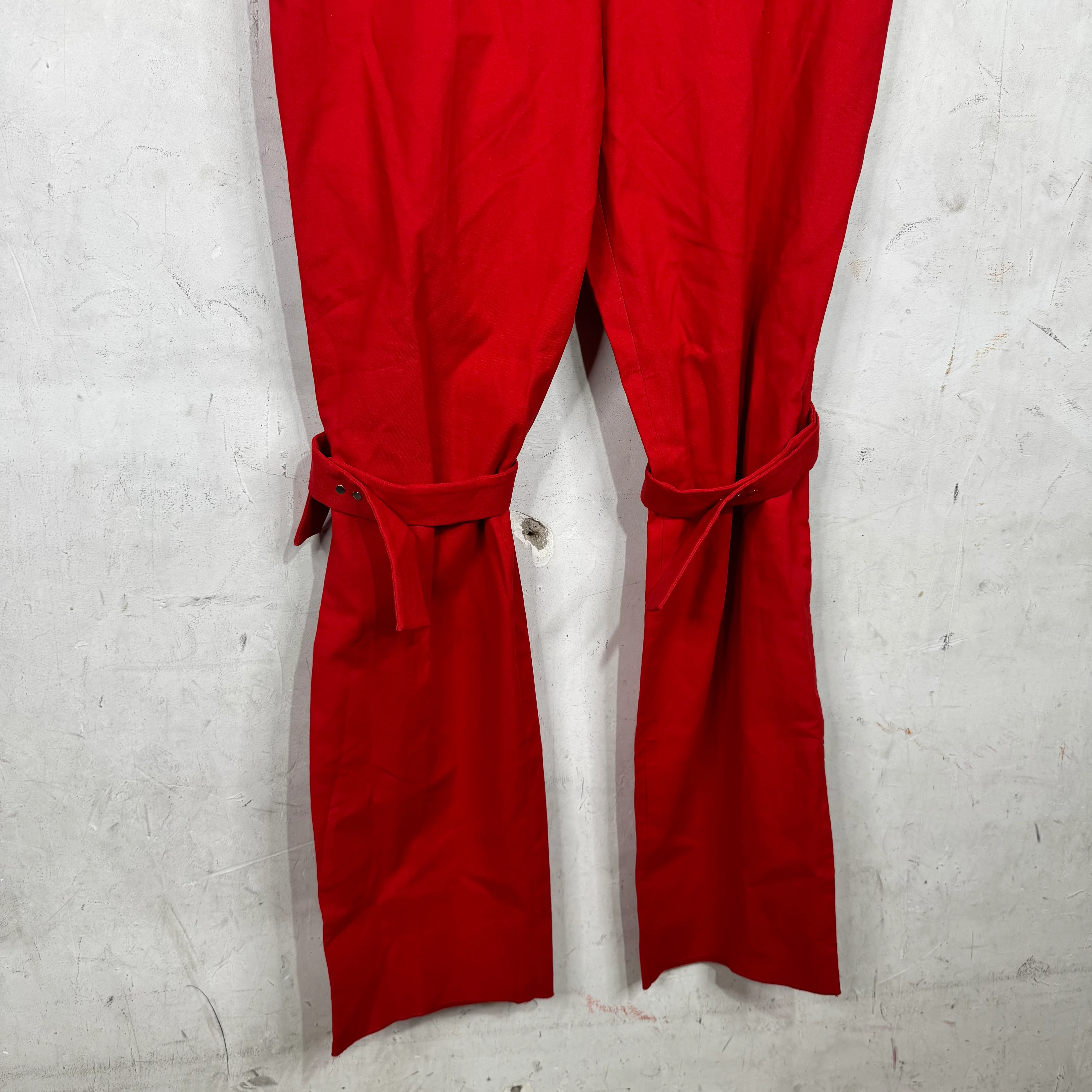 Bottega Veneta Gabardine Knee Strap Pants Red - Image 7