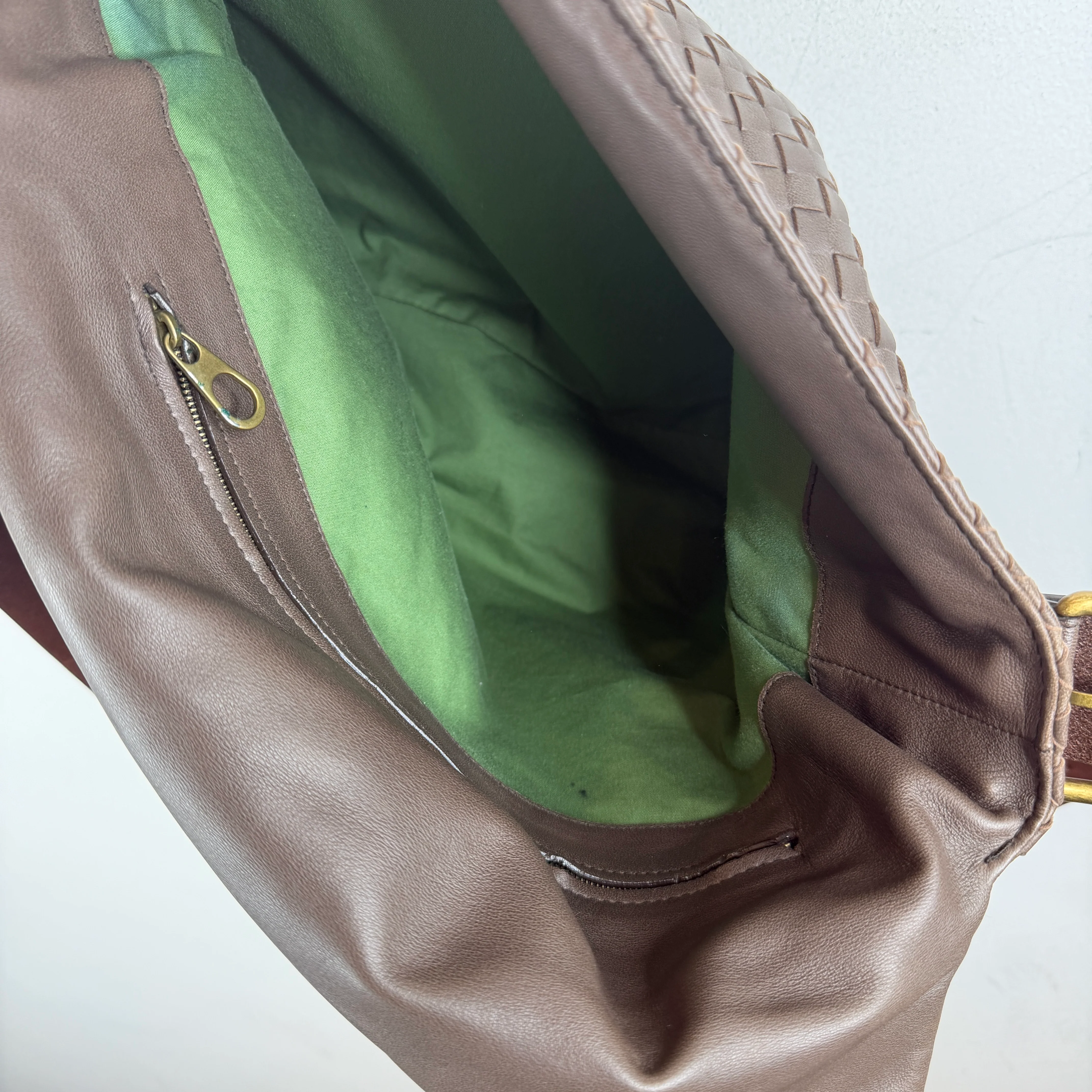 Bottega Veneta Intrecciato Messenger Bag - Image 15