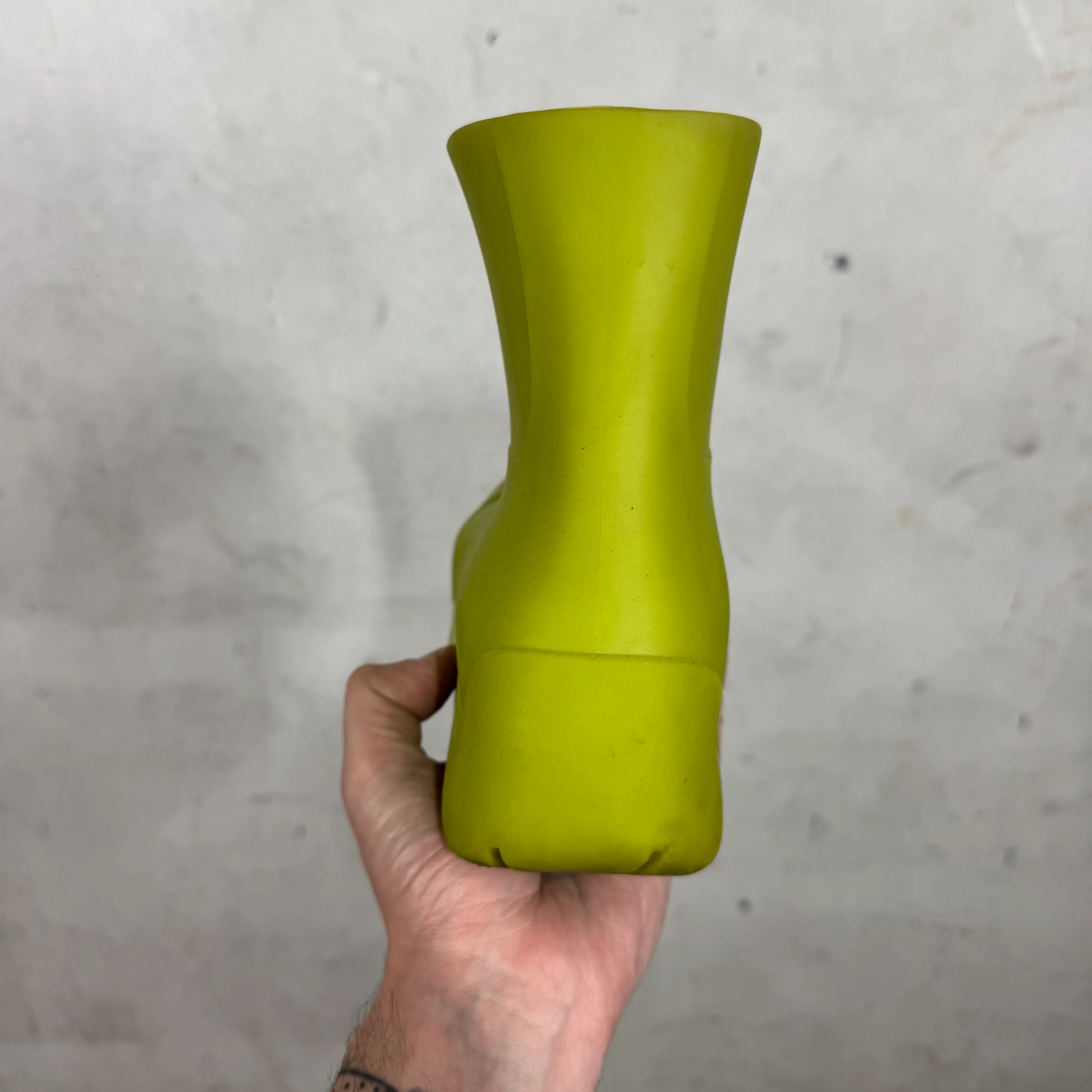 Bottega Veneta Neon Rubber Puddle Boots - Image 10