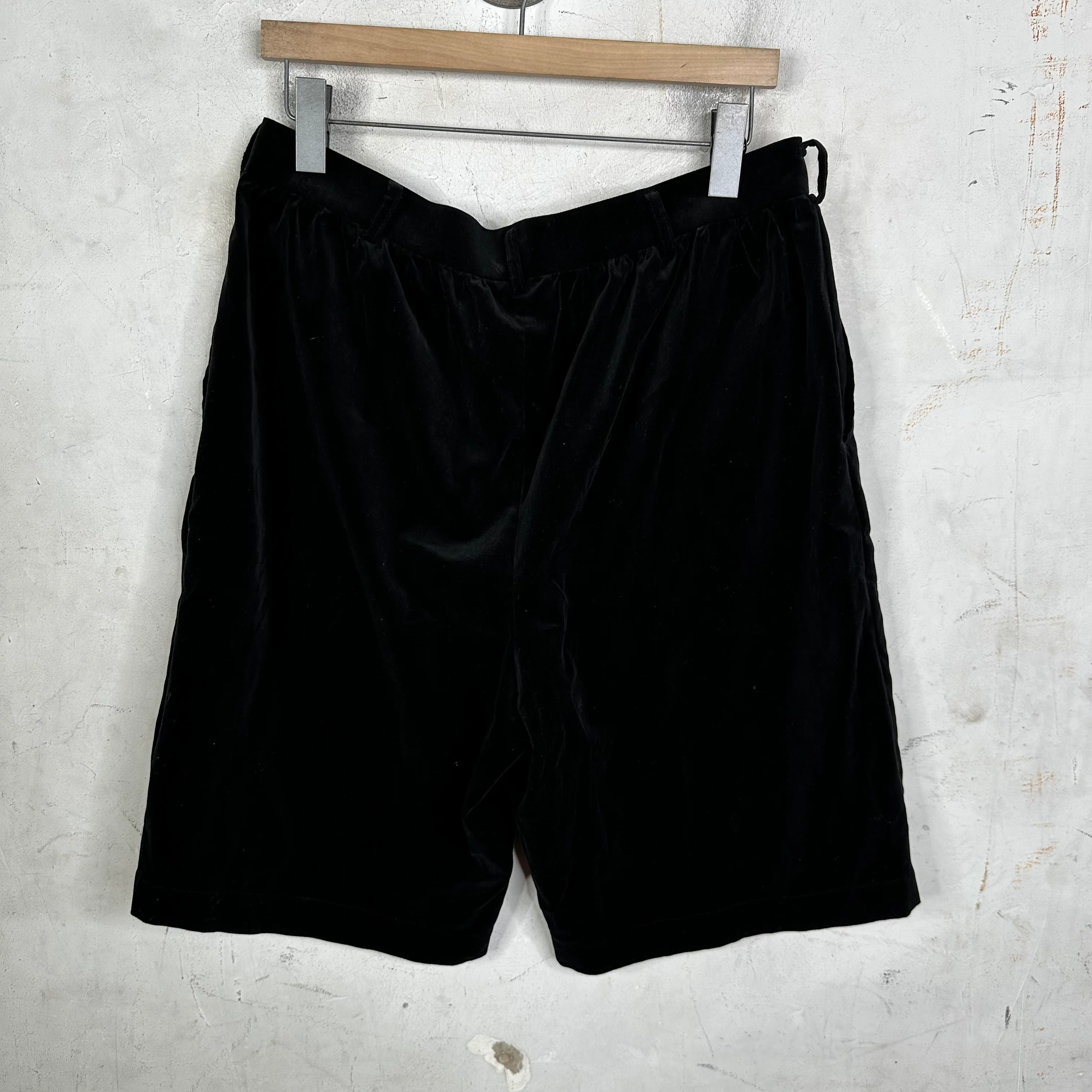 CDG Girl Velvet Shorts - Image 2
