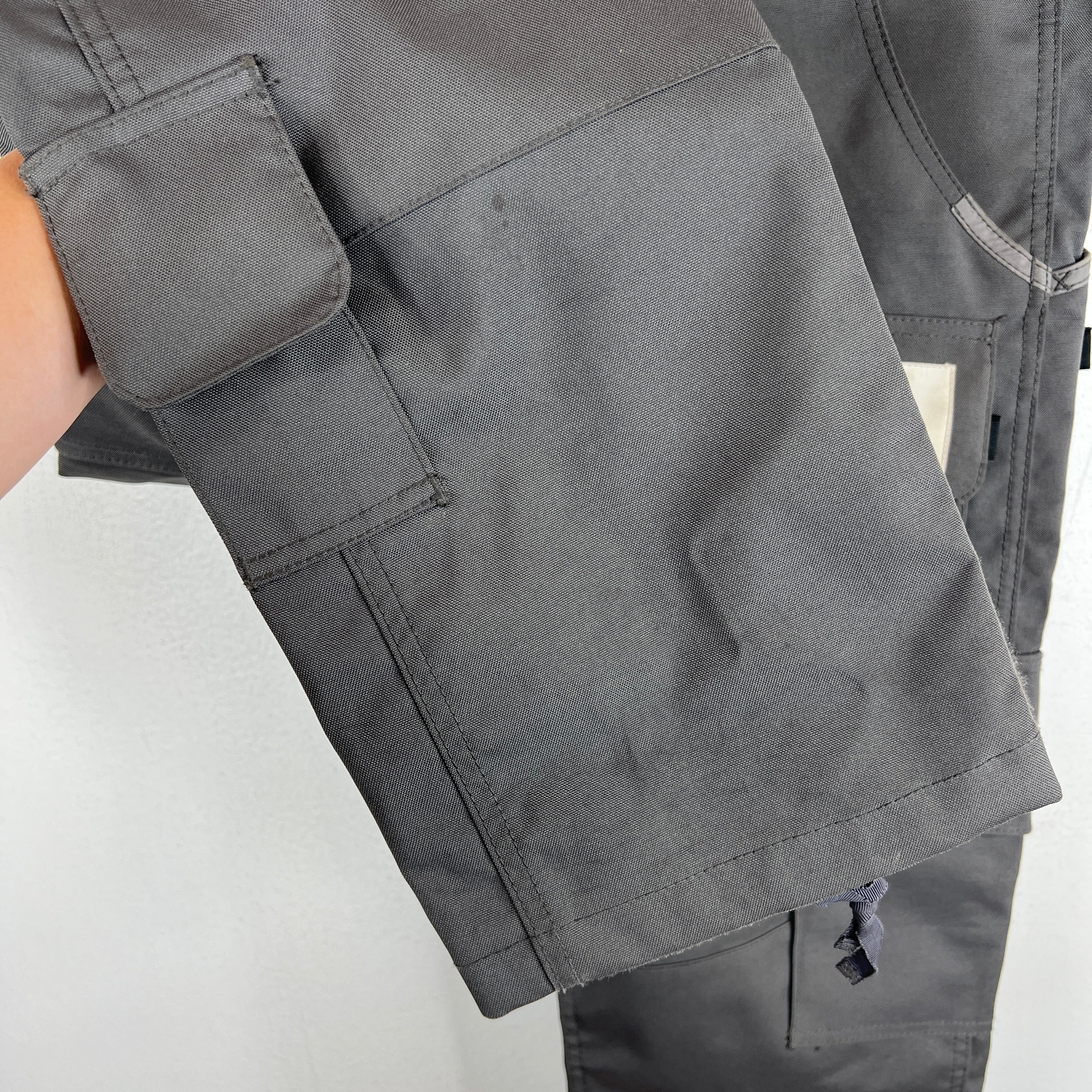 CDG Green Nylon Cargo Pants - Image 8