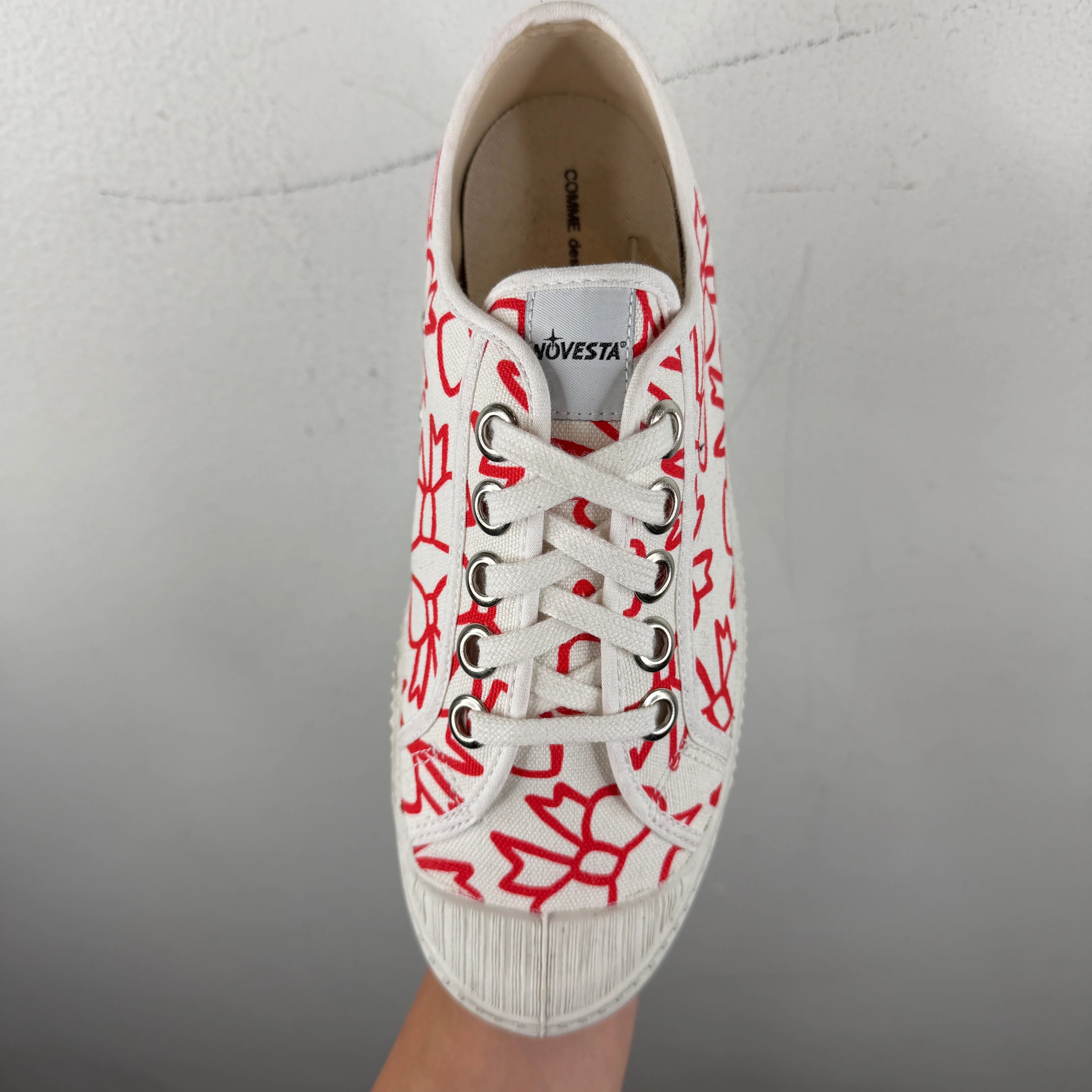 CDG Girl Bowtie Low Top Sneakers - Image 10