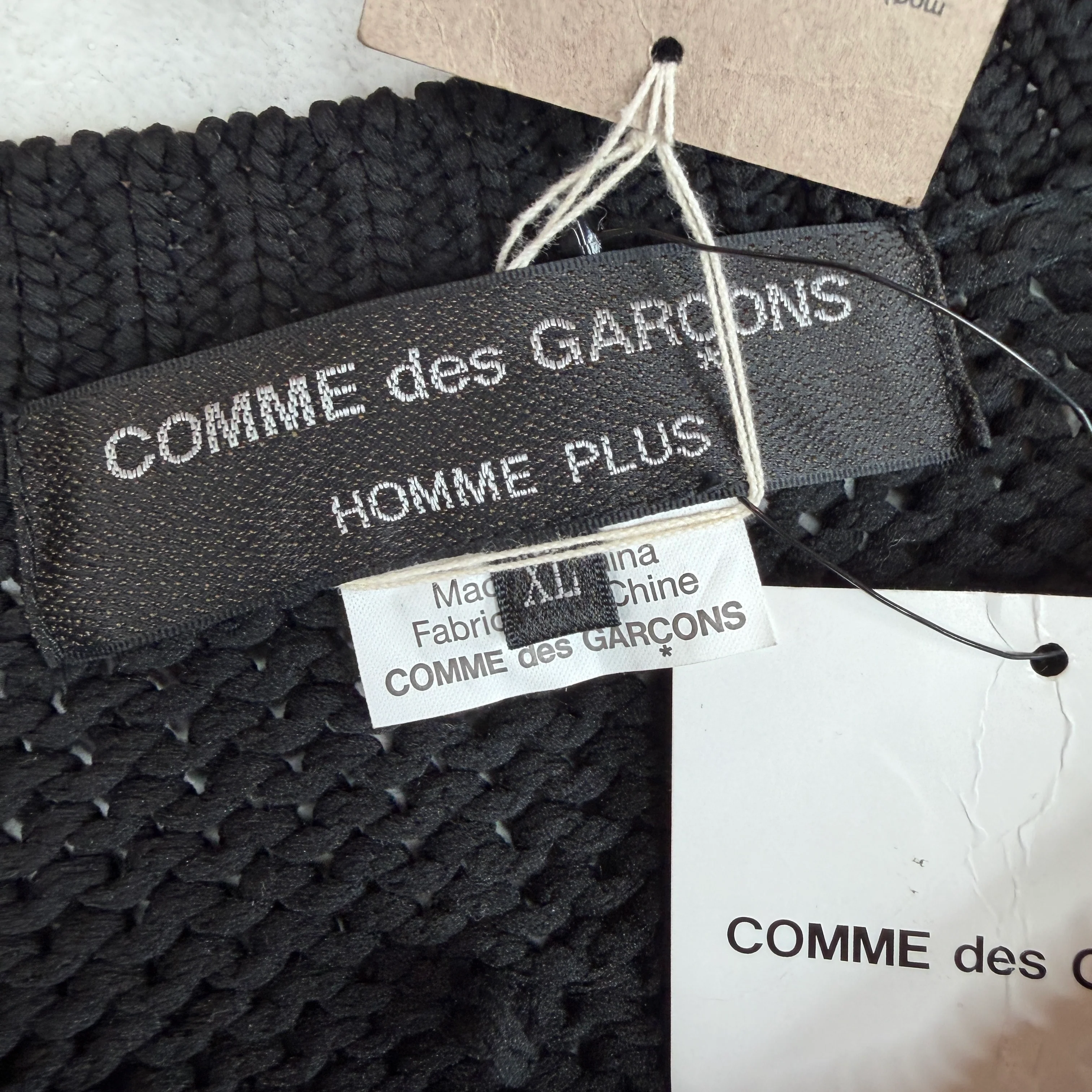 CDG Circle Knit Sweater - Image 3