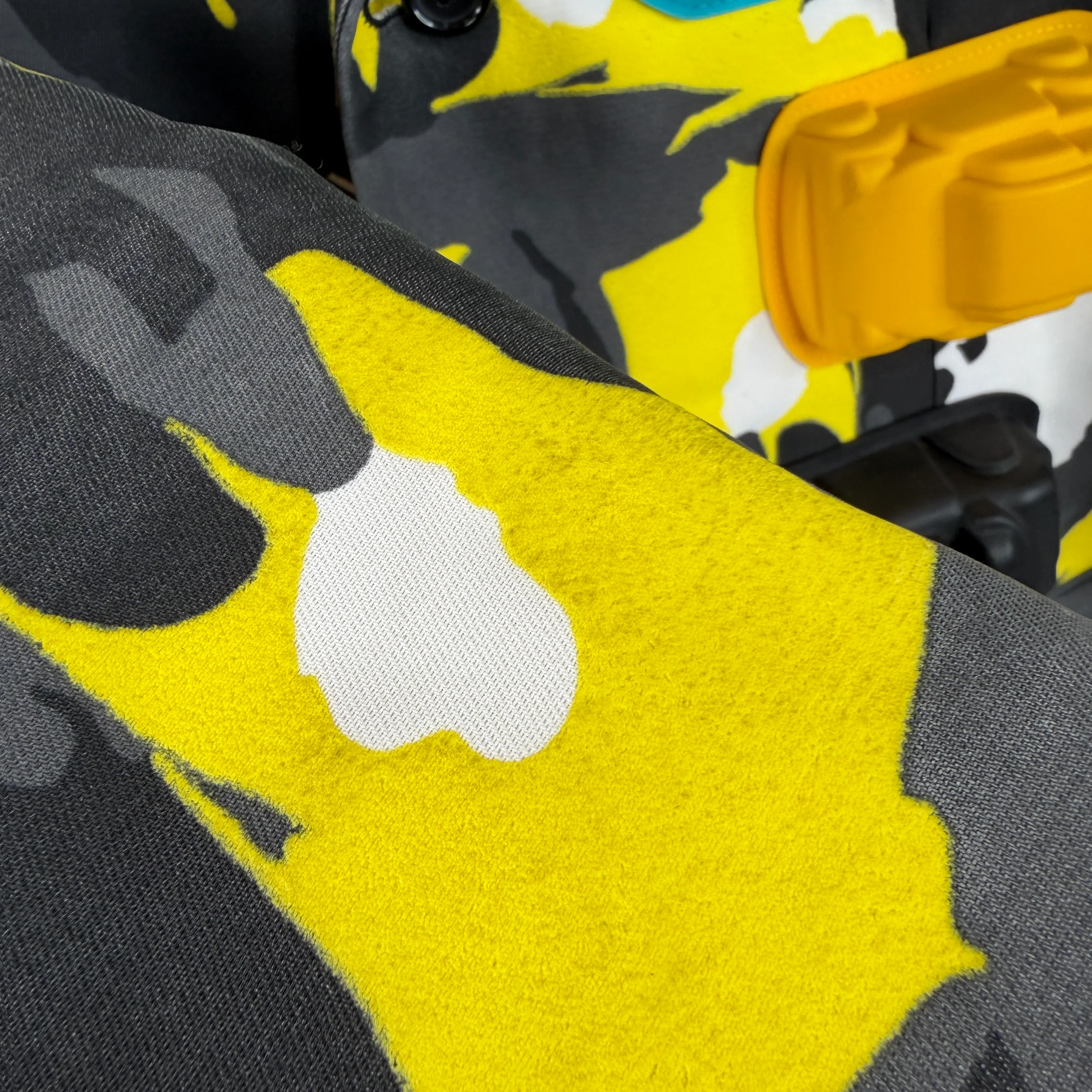 CDG Homme Plus Yellow Camo Car Mold Blazer - Image 11