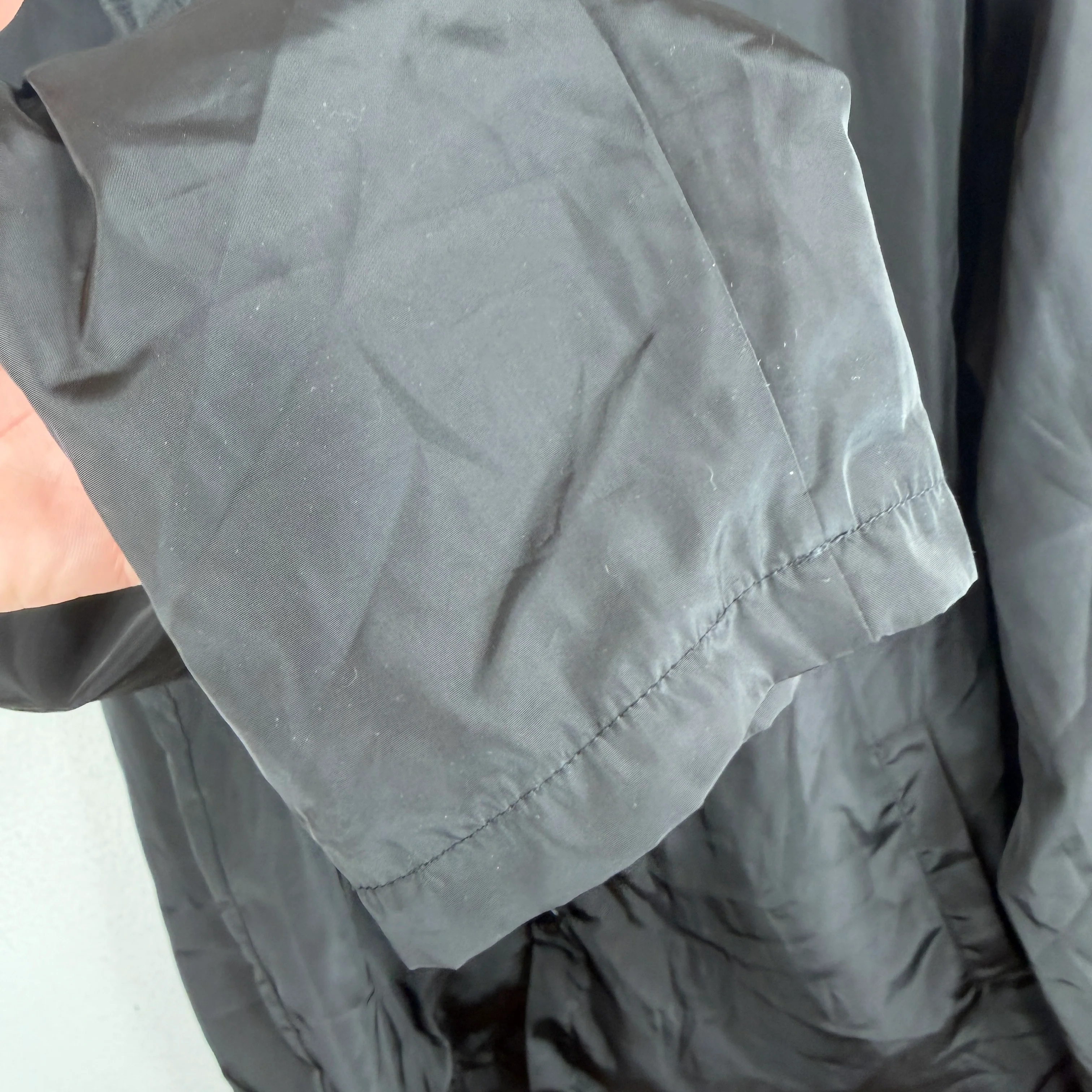 CDG Play Motion Logo Coaches Jacket - Image 5