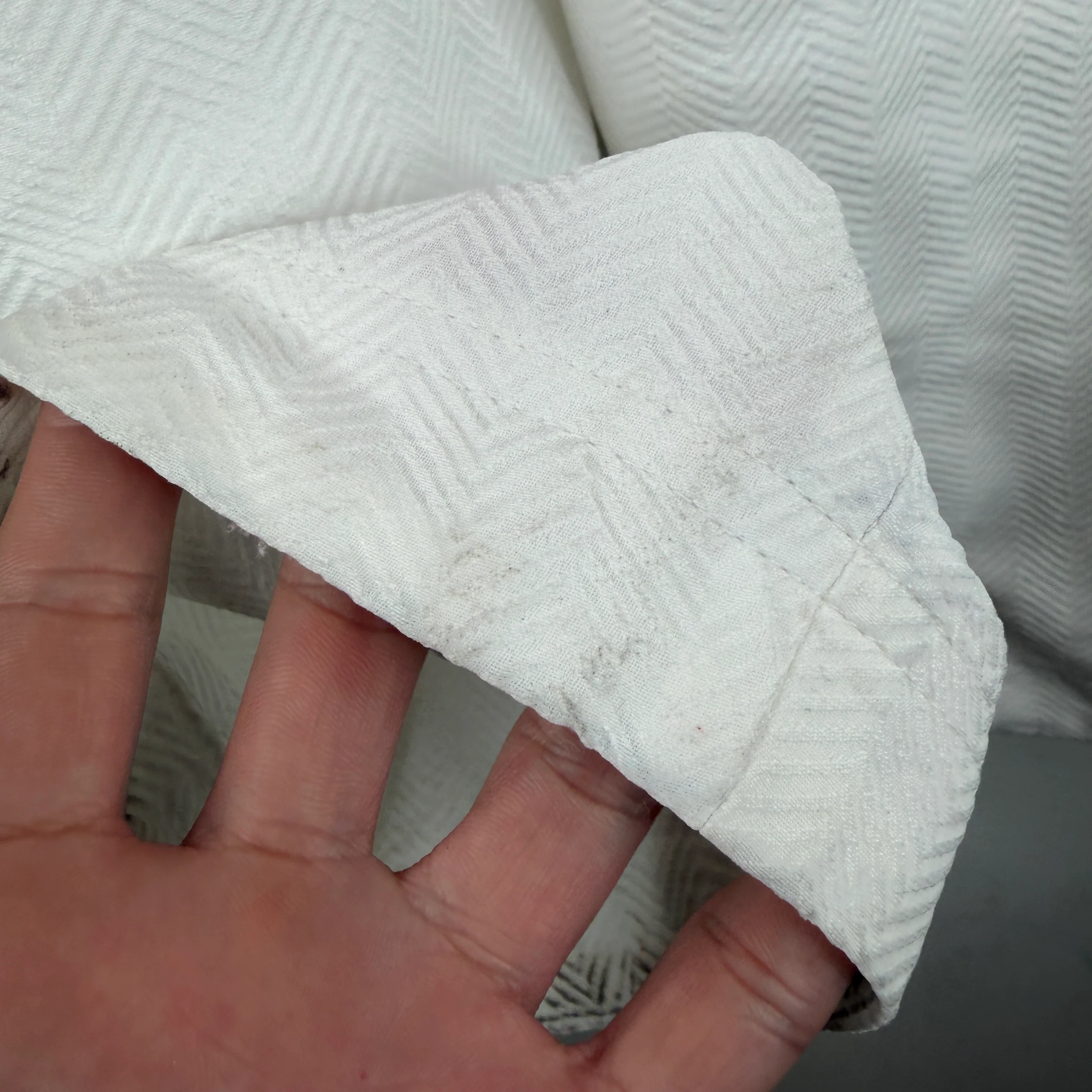 CDG White Pattern Balloon Shorts - Image 12