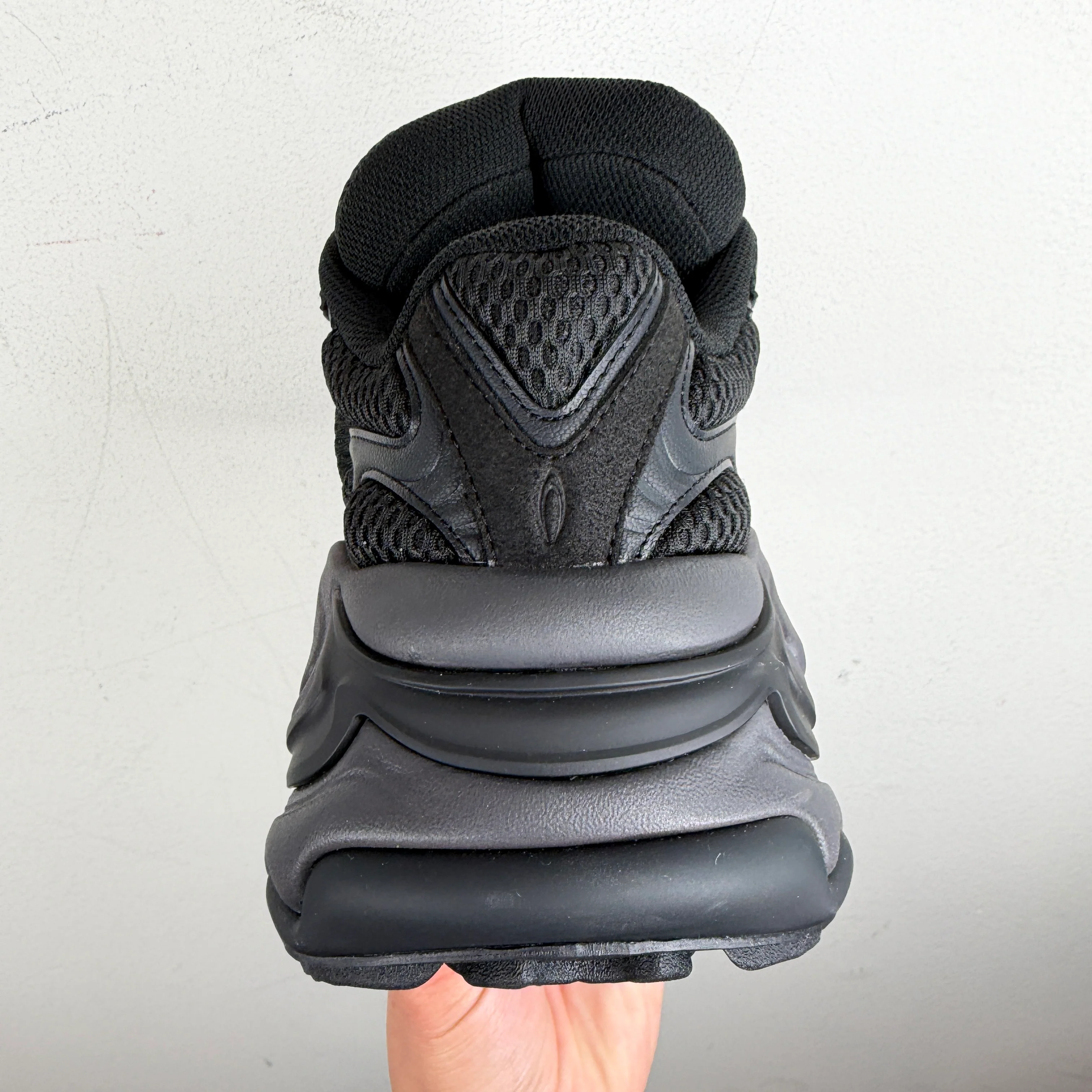 Type Various Zero Black Sneakers - Image 8