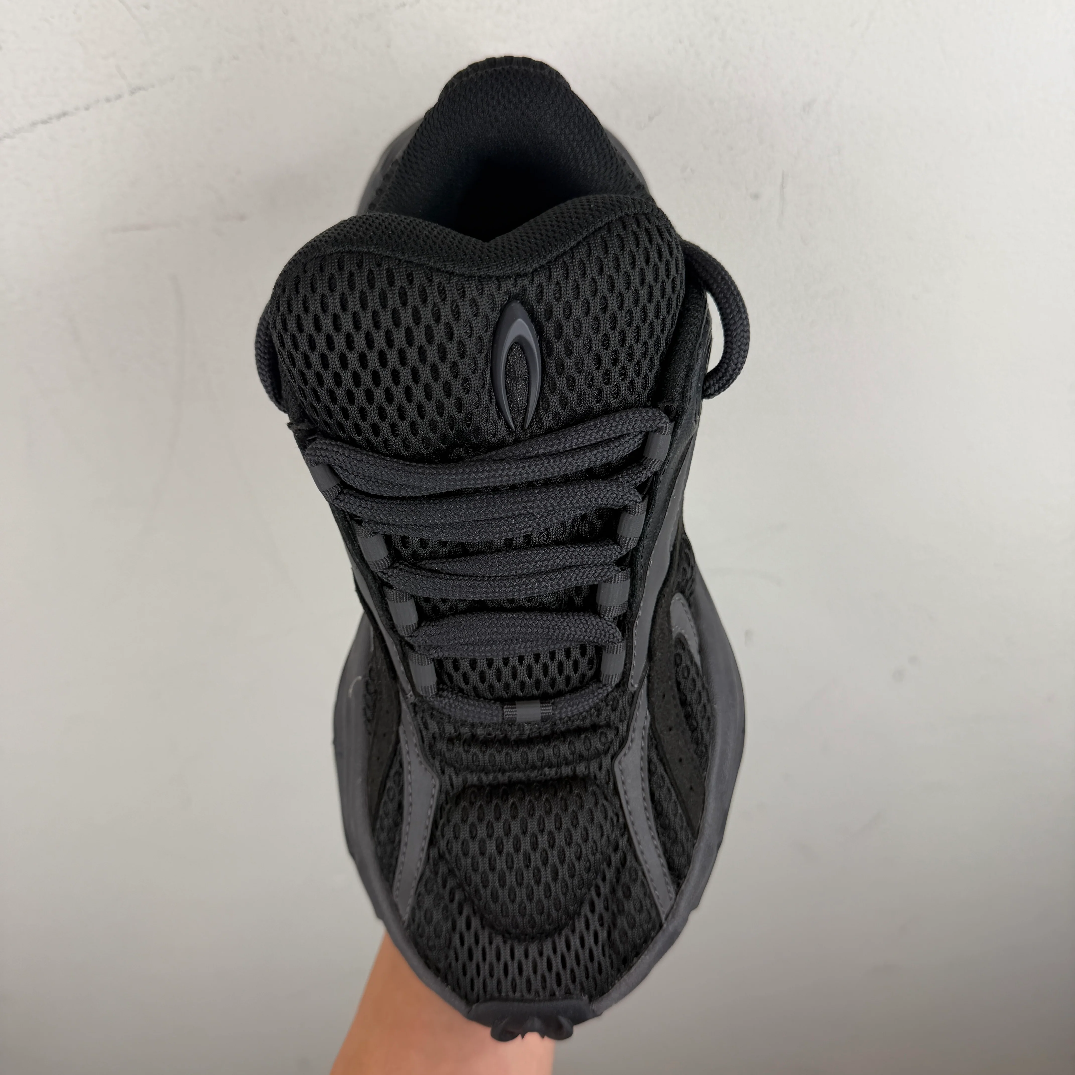 Type Various Black Zero Sneakers - Image 10