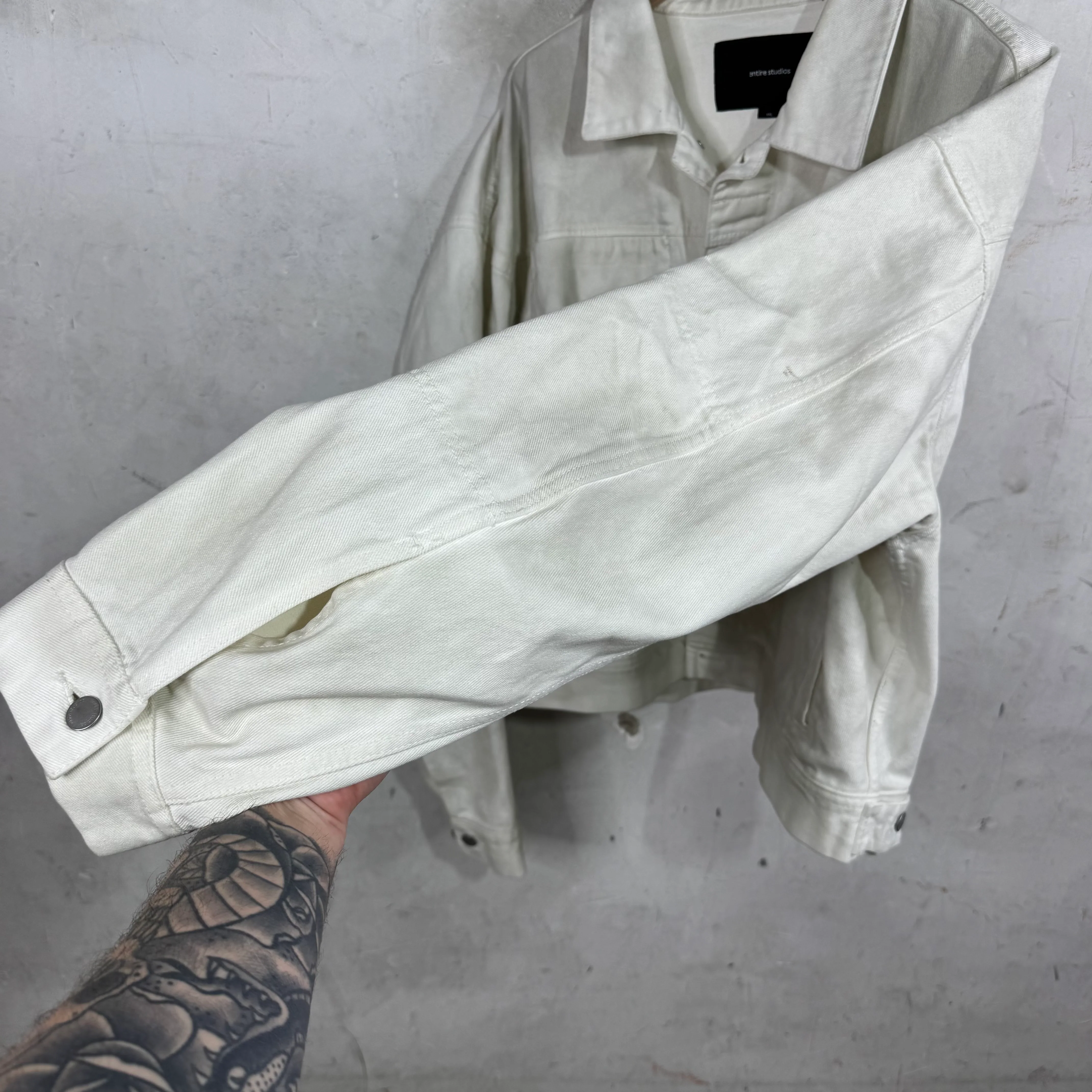 Entire Studio Dirty Wash Denim Jacket White - Image 9