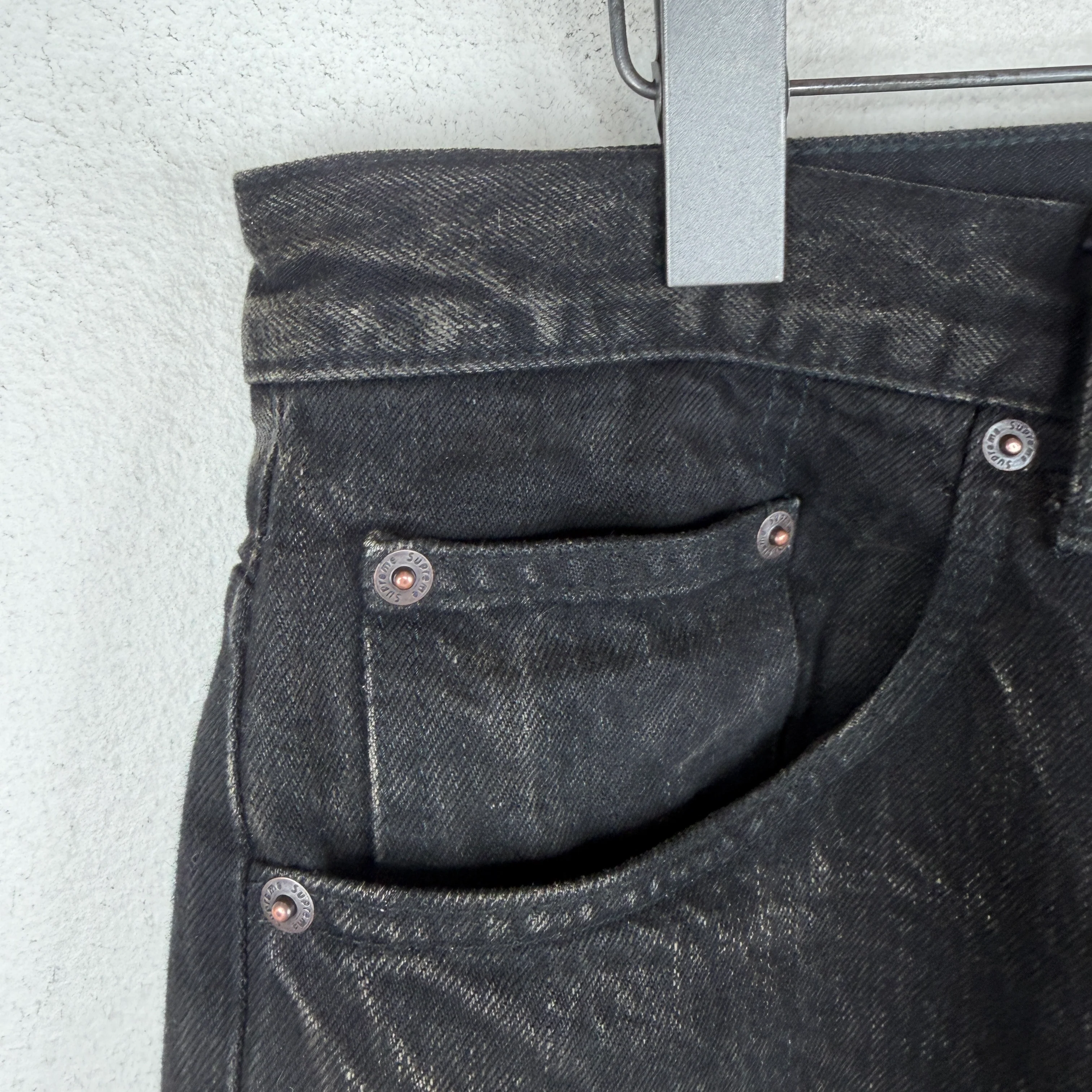 Gallery Dept Painted Single Knee Carpenter Pants - Image 11