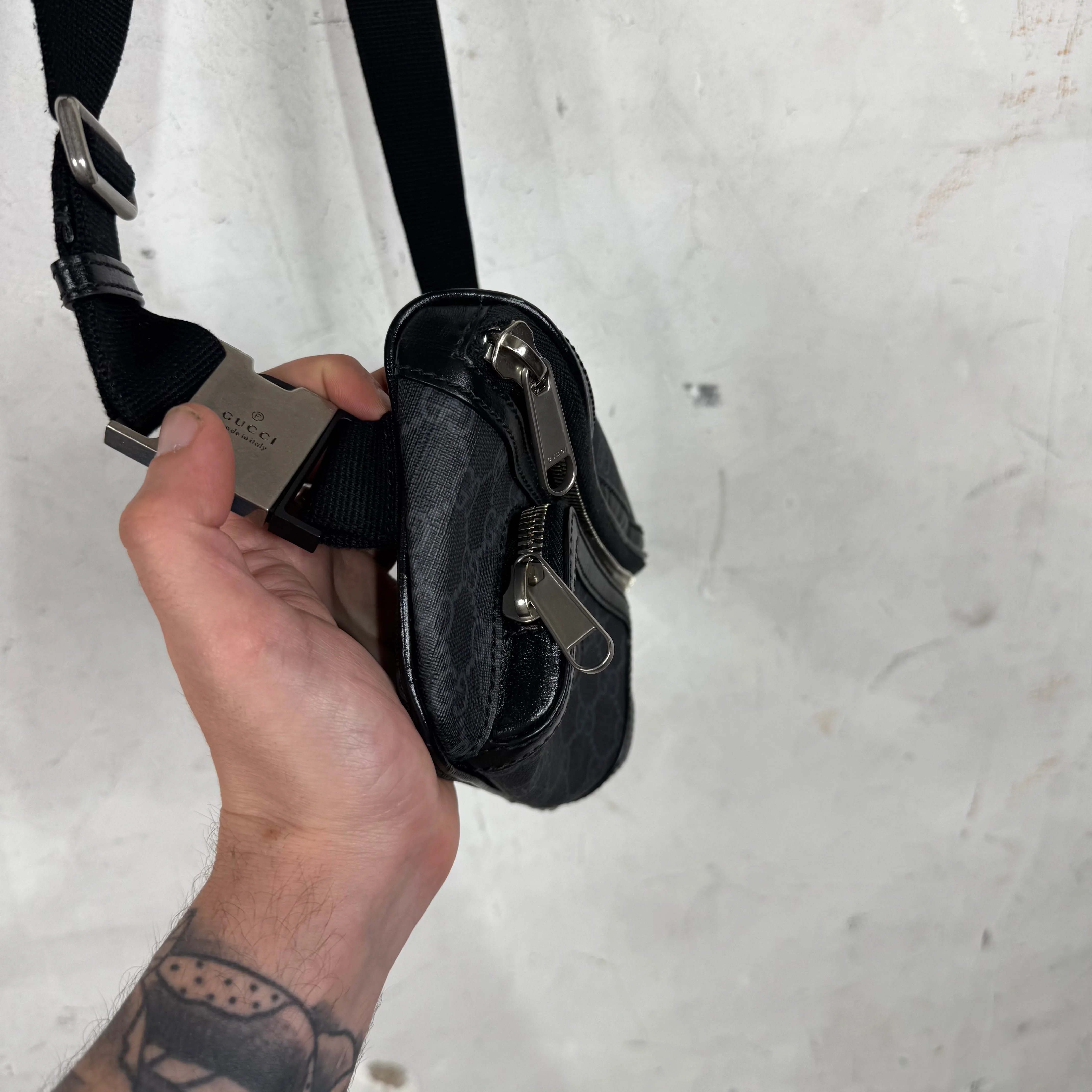 Gucci Coated Black Monogram Waist Bag - Image 6