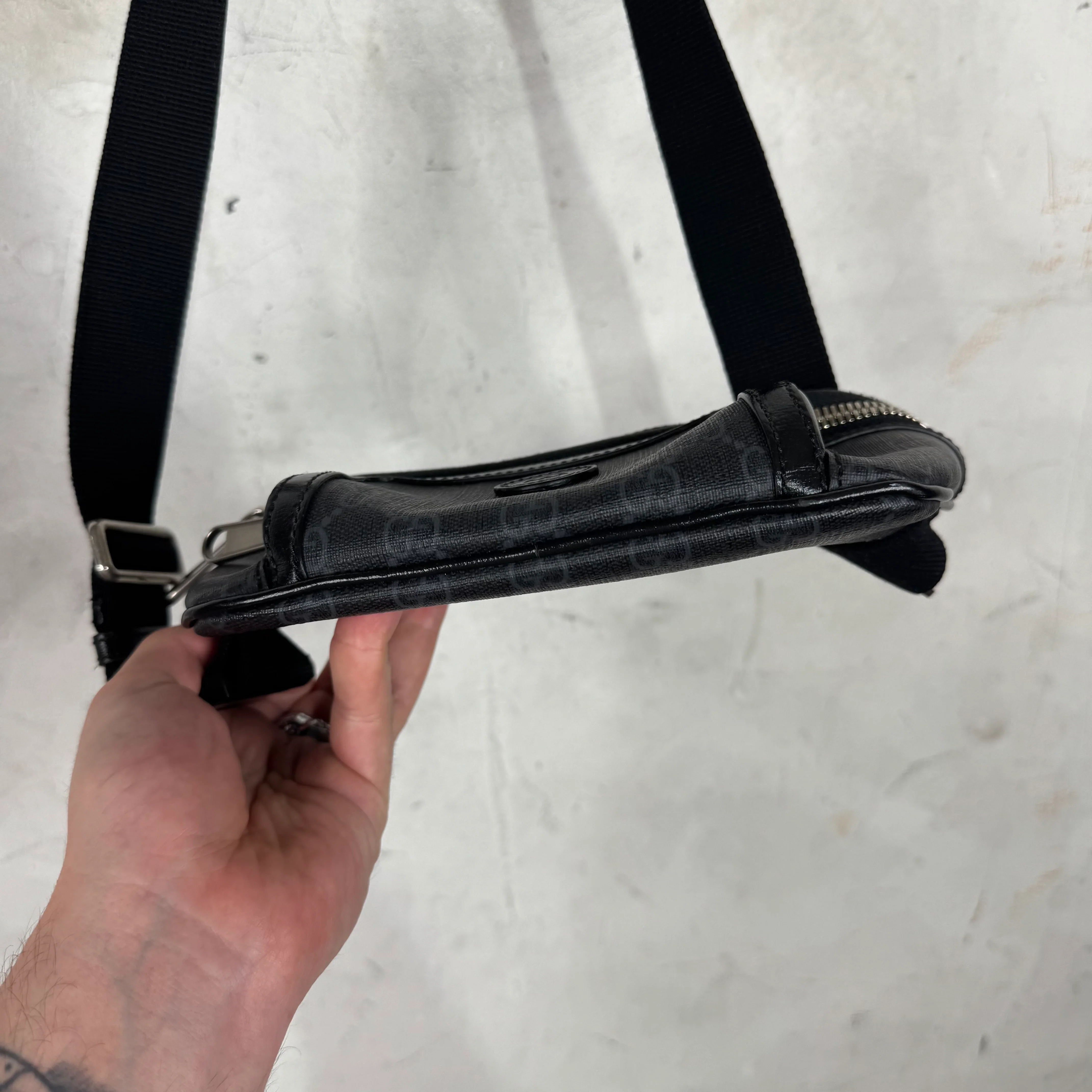 Gucci Coated Black Monogram Waist Bag - Image 8