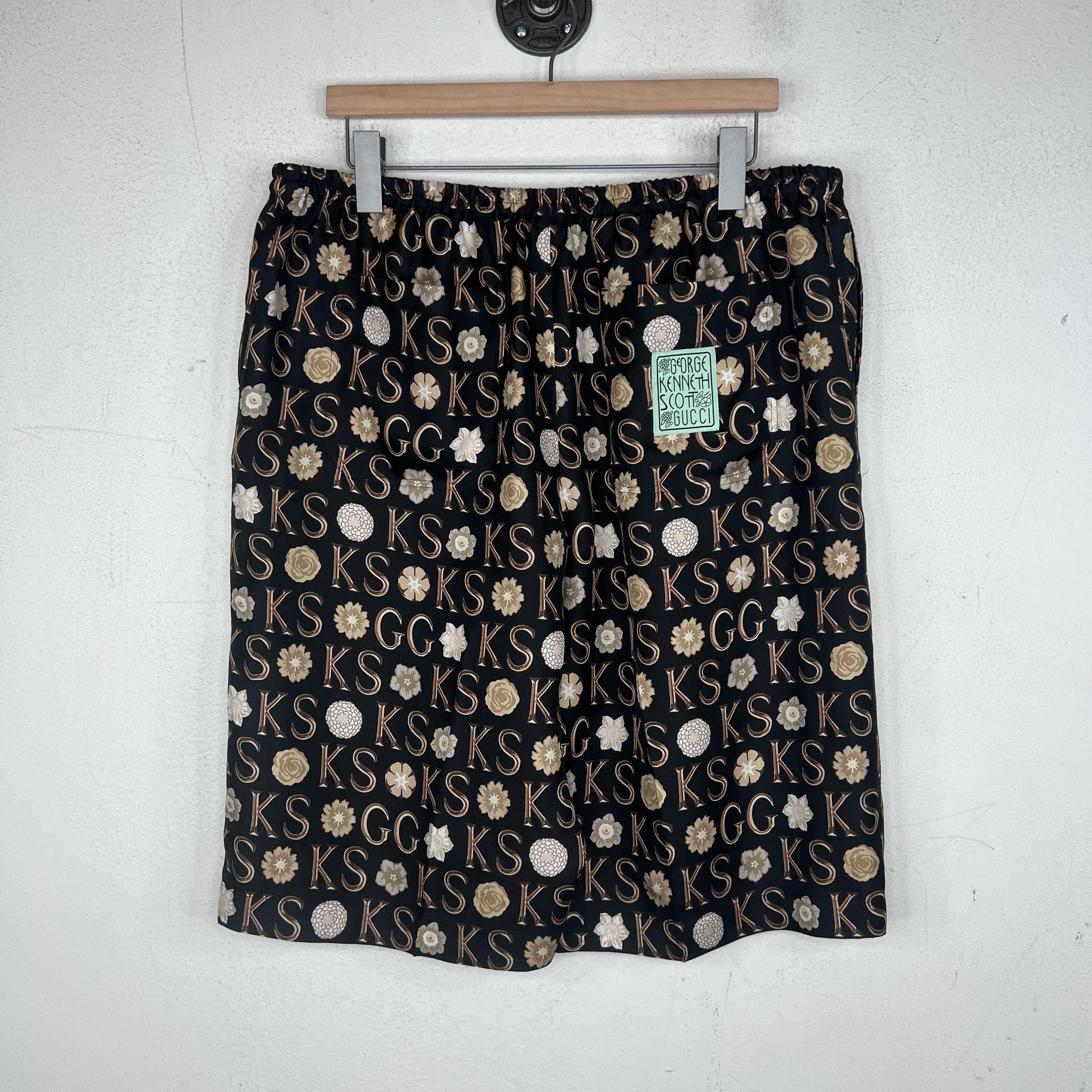 Gucci George Kenneth Scott Printed Shorts - Image 2