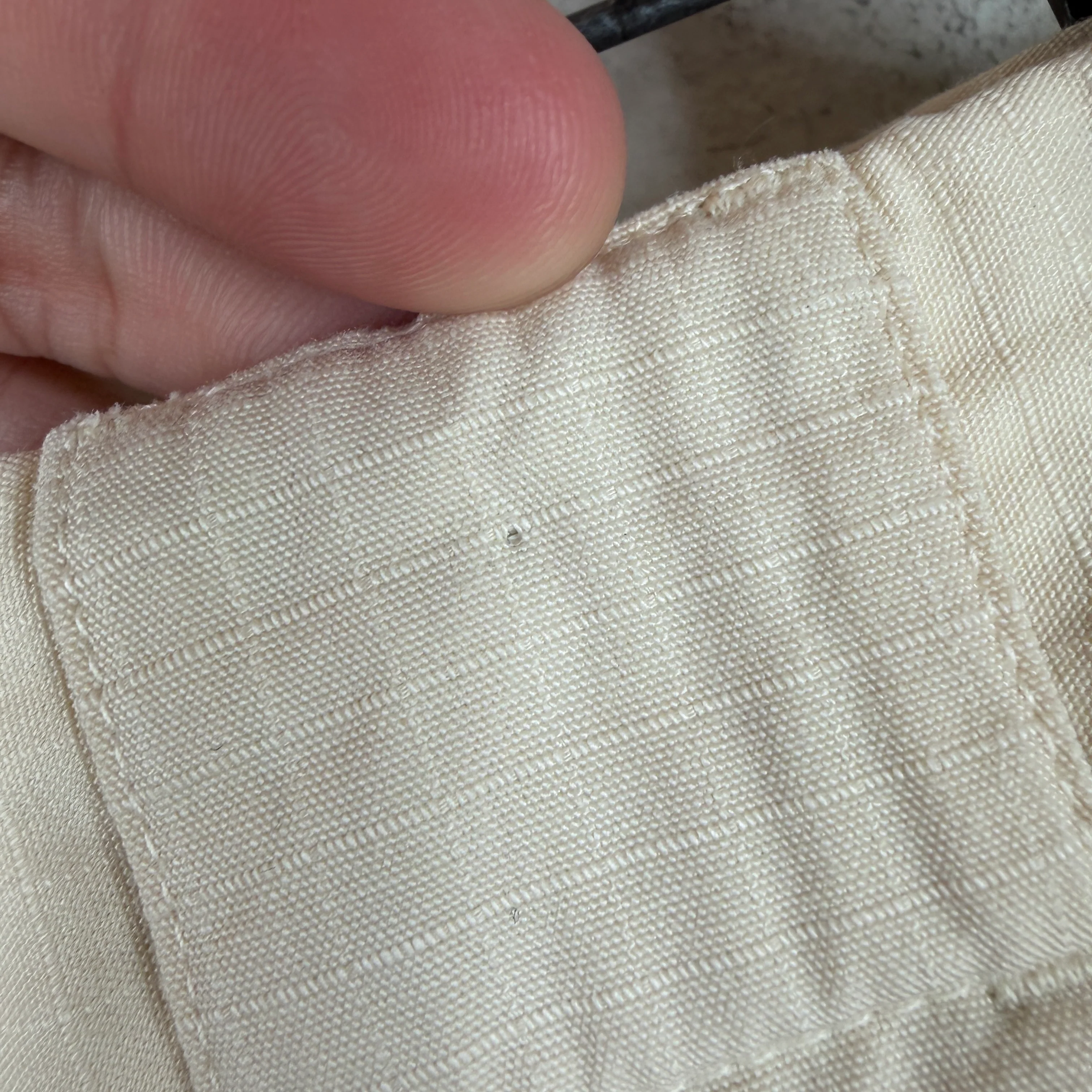Gucci TNF Beige Cargo Shorts - Image 6