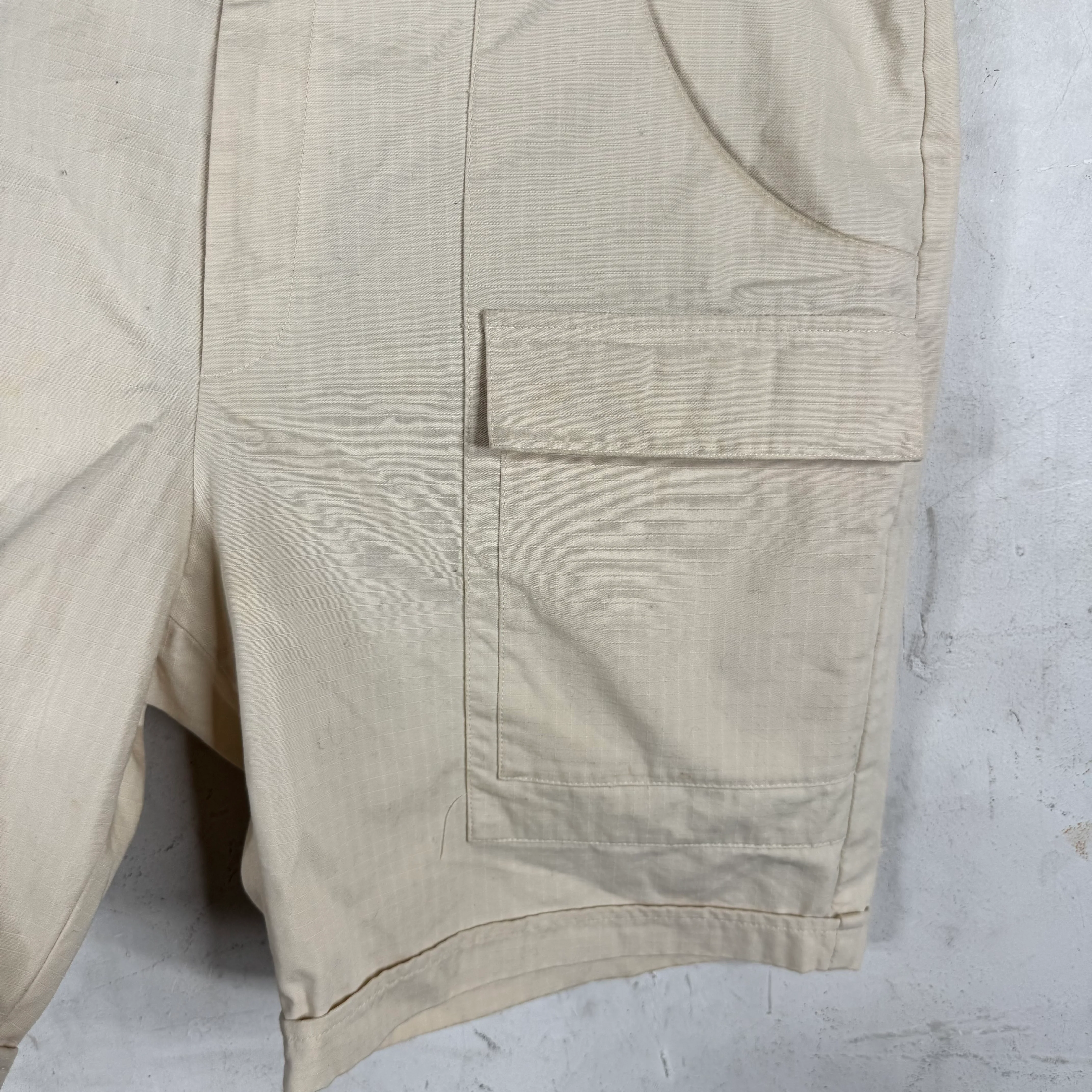 Gucci x TNF Cream Cargo Shorts - Image 4