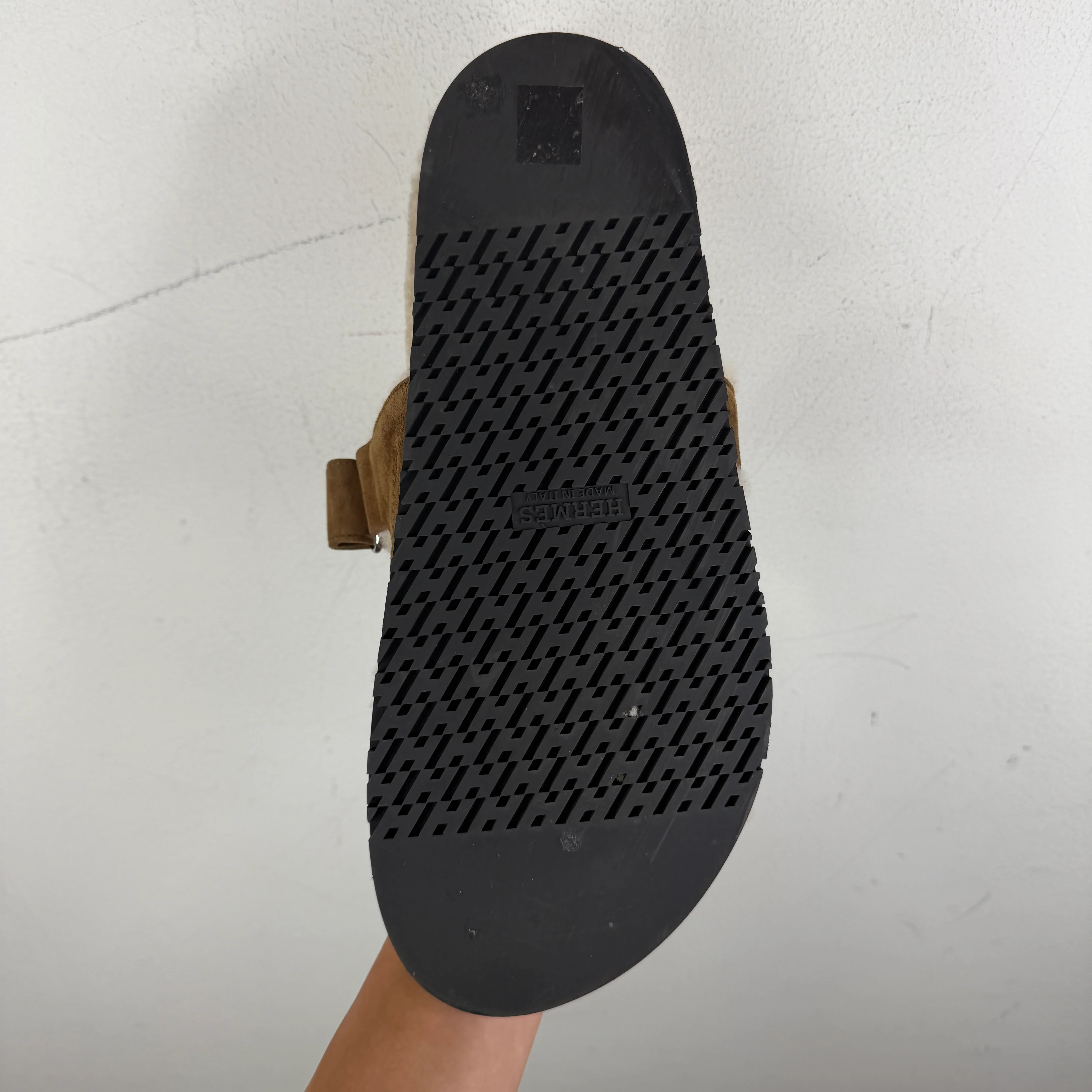 Hermes Shearling Chypre Slides - Image 6