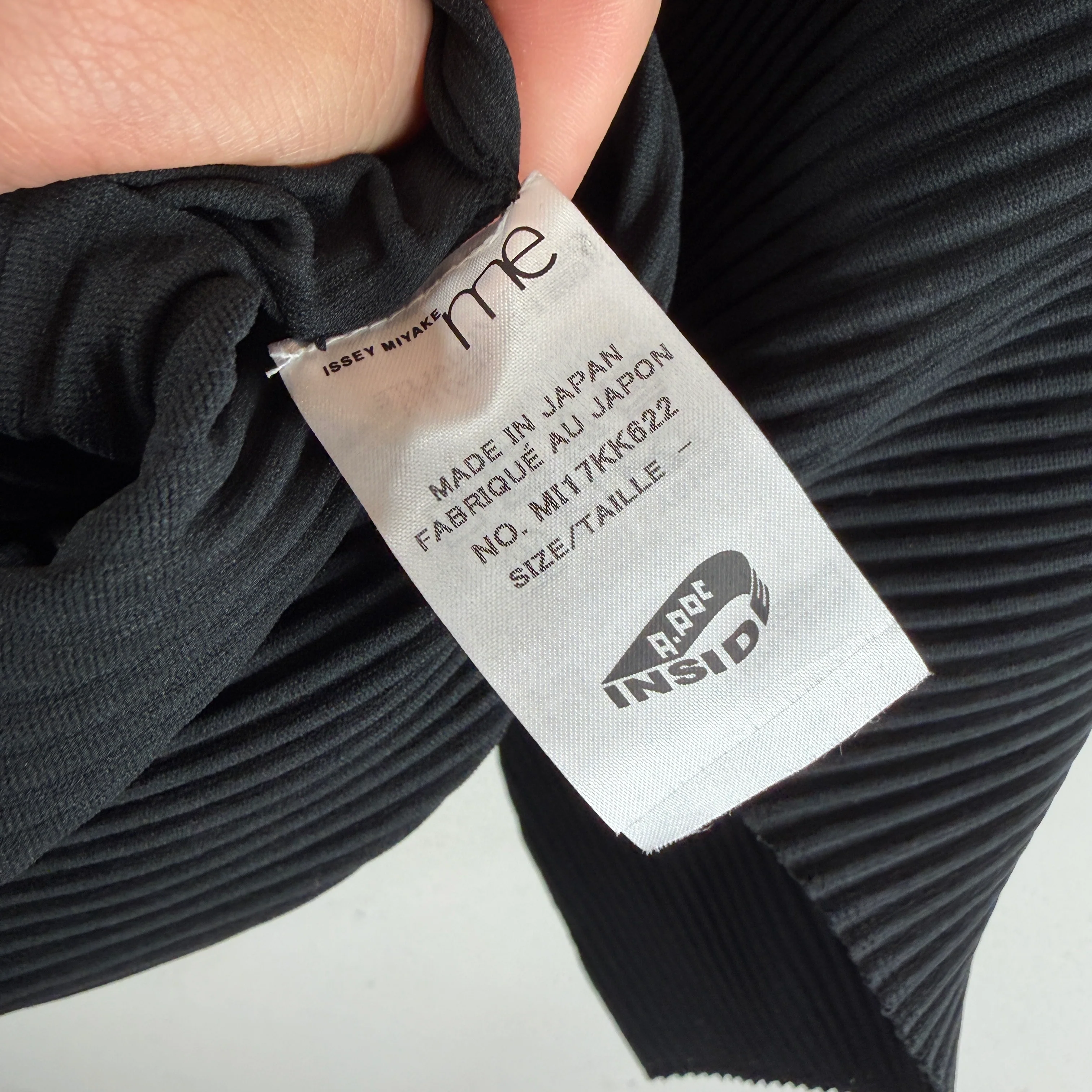 Issey Miyake Me Pleats T-Shirt - Image 5