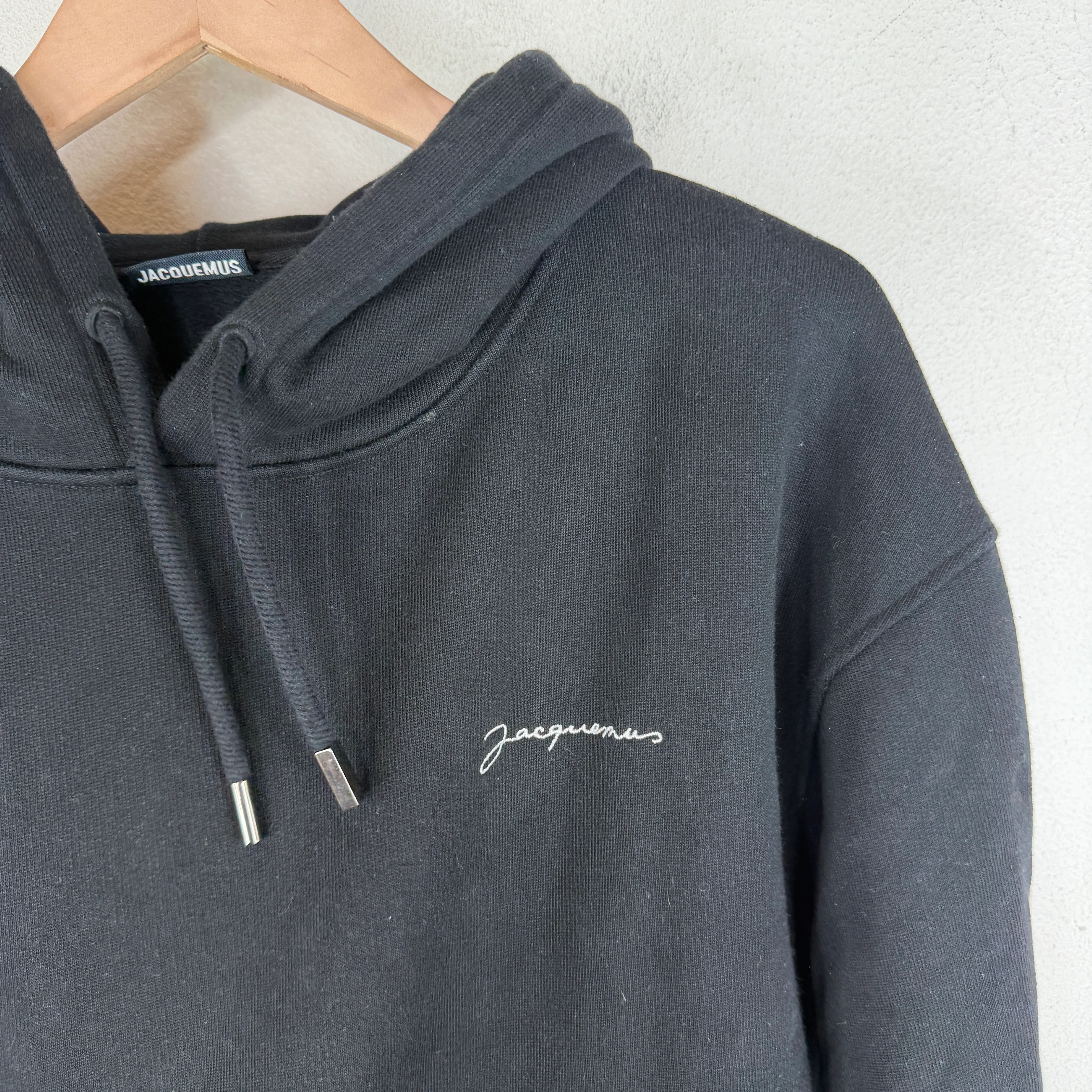 Jacquemus Cursive Logo Hoodie - Image 9