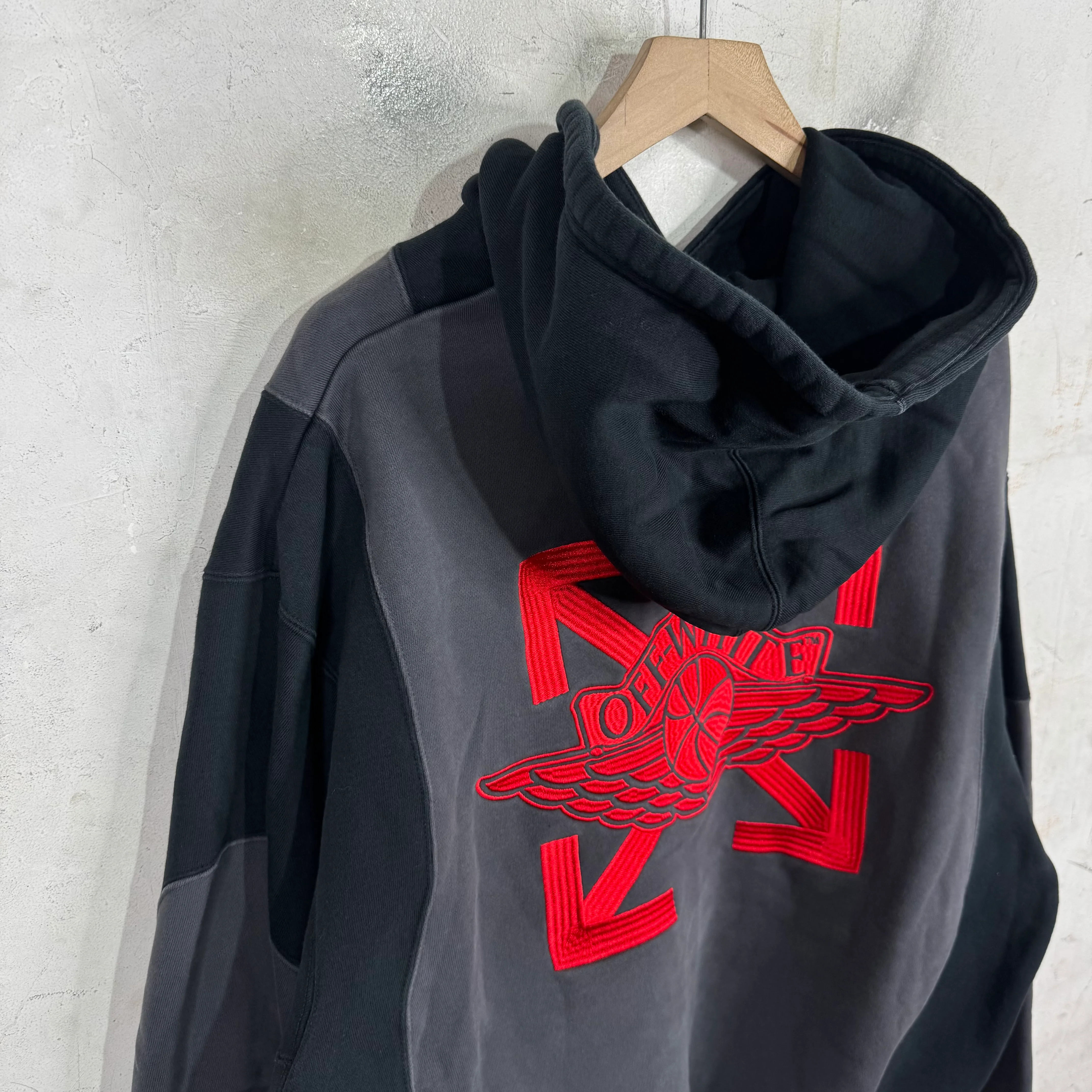 Jordan x Off-White Paneled Hoodie - Image 9