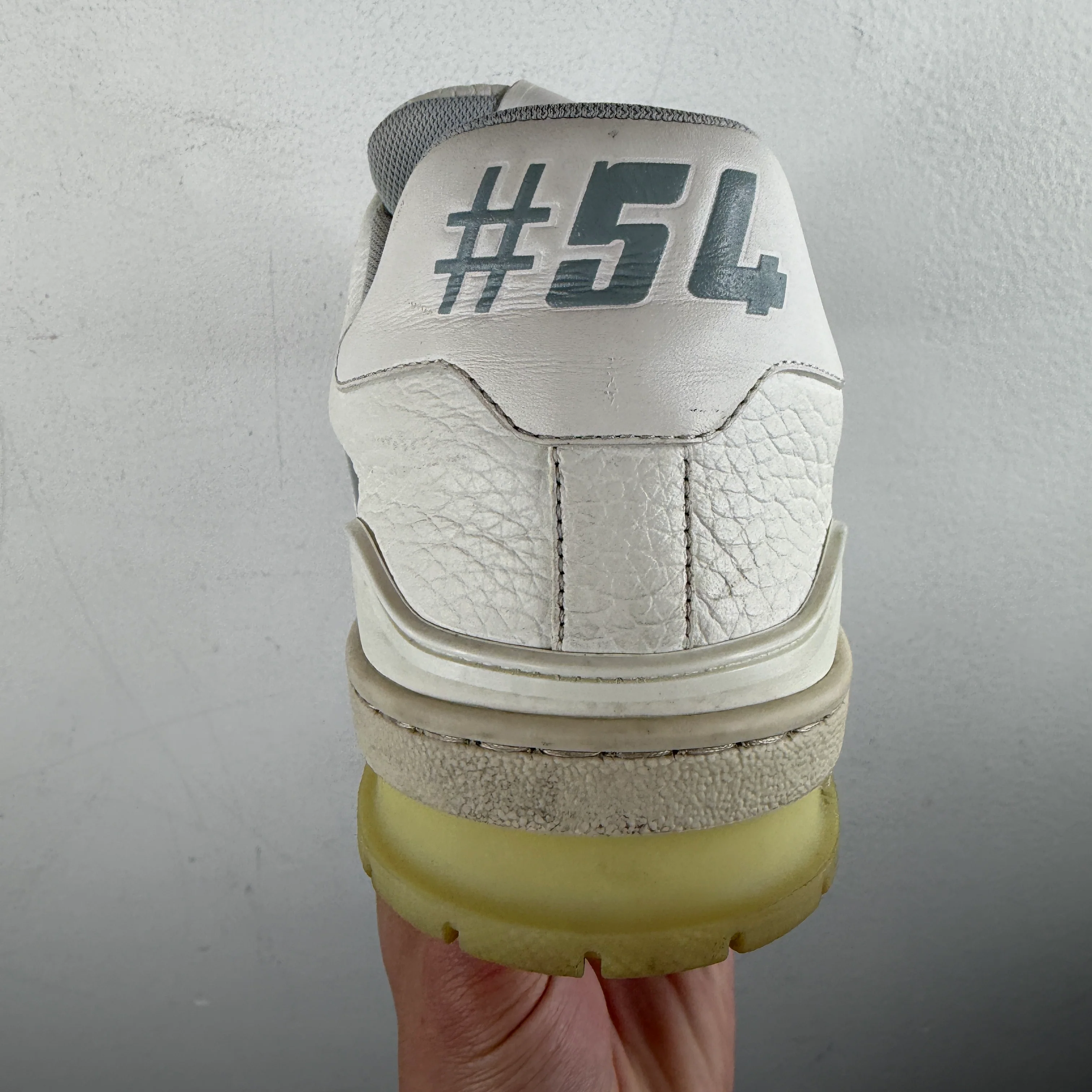 Louis Vuitton White Low Top Trainers - Image 3