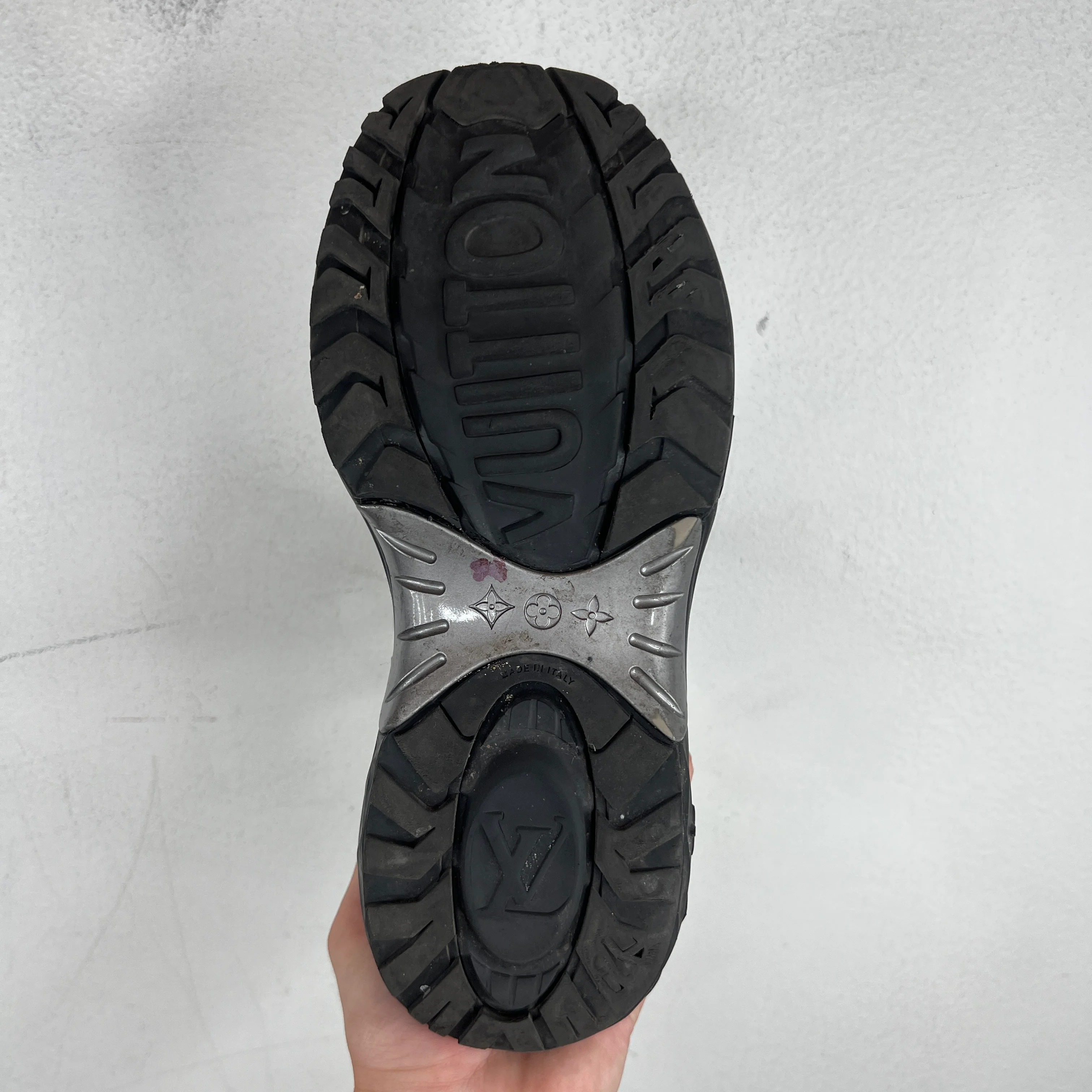 Louis Vuitton Discovery Hiking Boots - Image 11