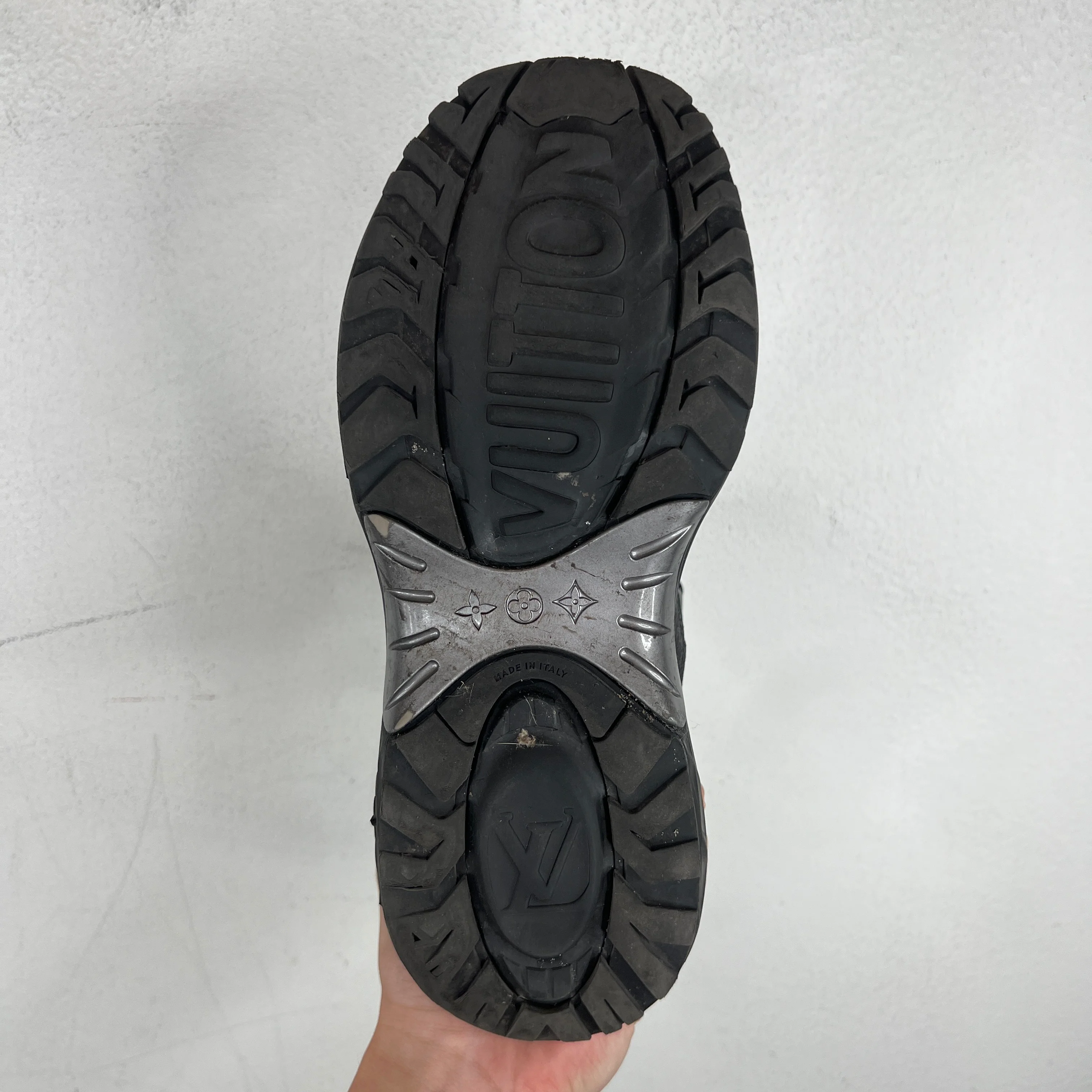 Louis Vuitton Discovery Hiking Boots - Image 6