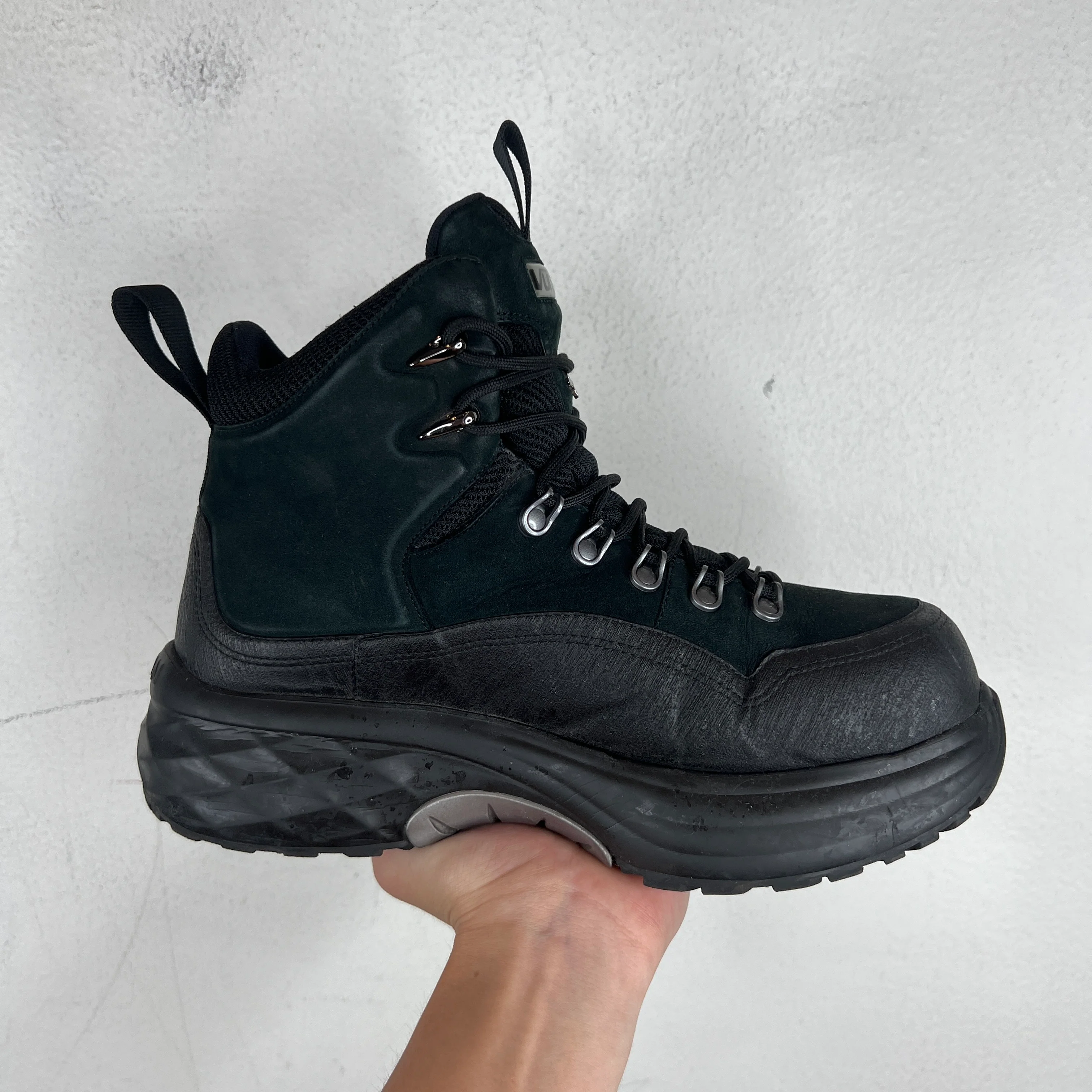 Louis Vuitton Discovery Hiking Boots - Image 9