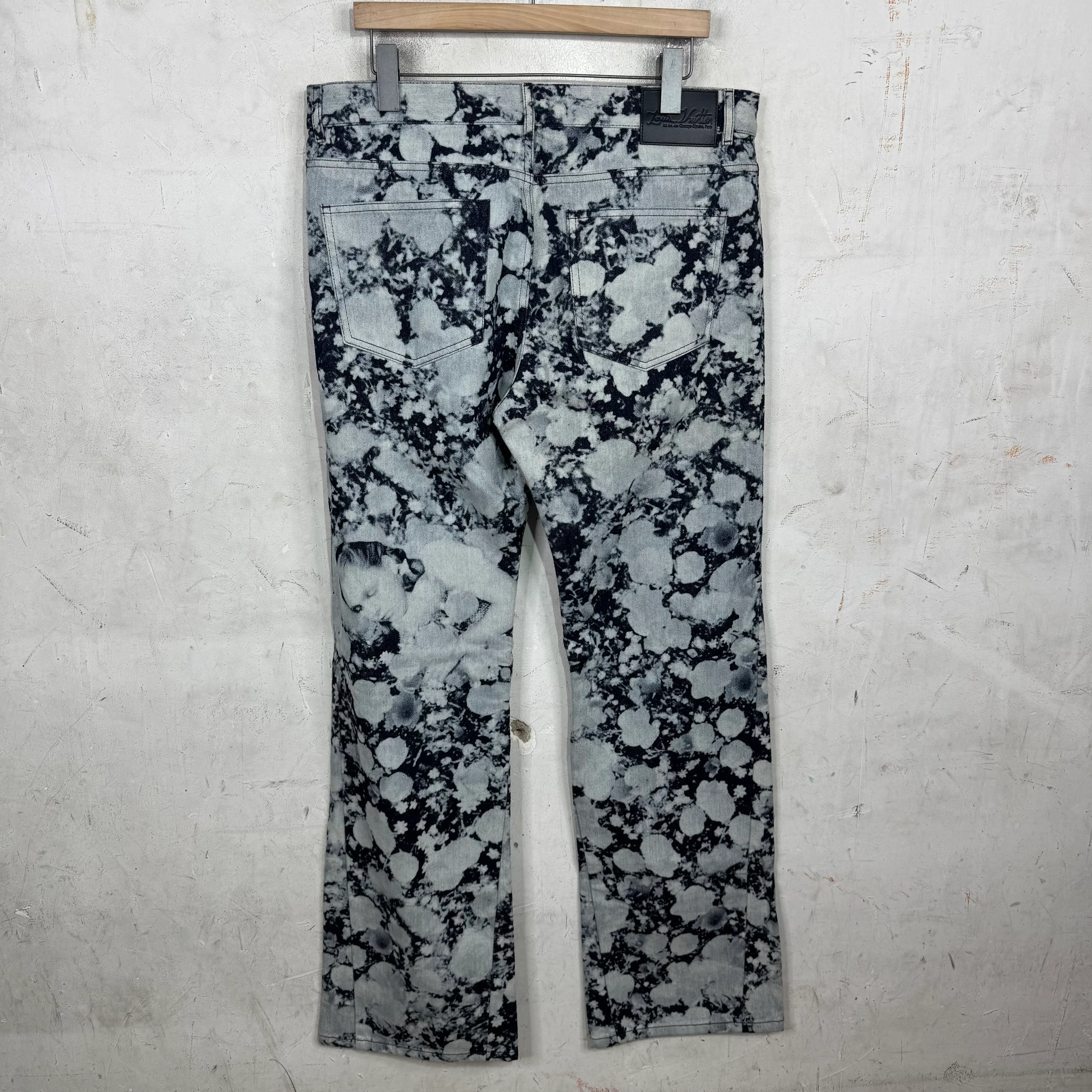 Louis Vuitton Dorothy Bleached Jeans - Image 2