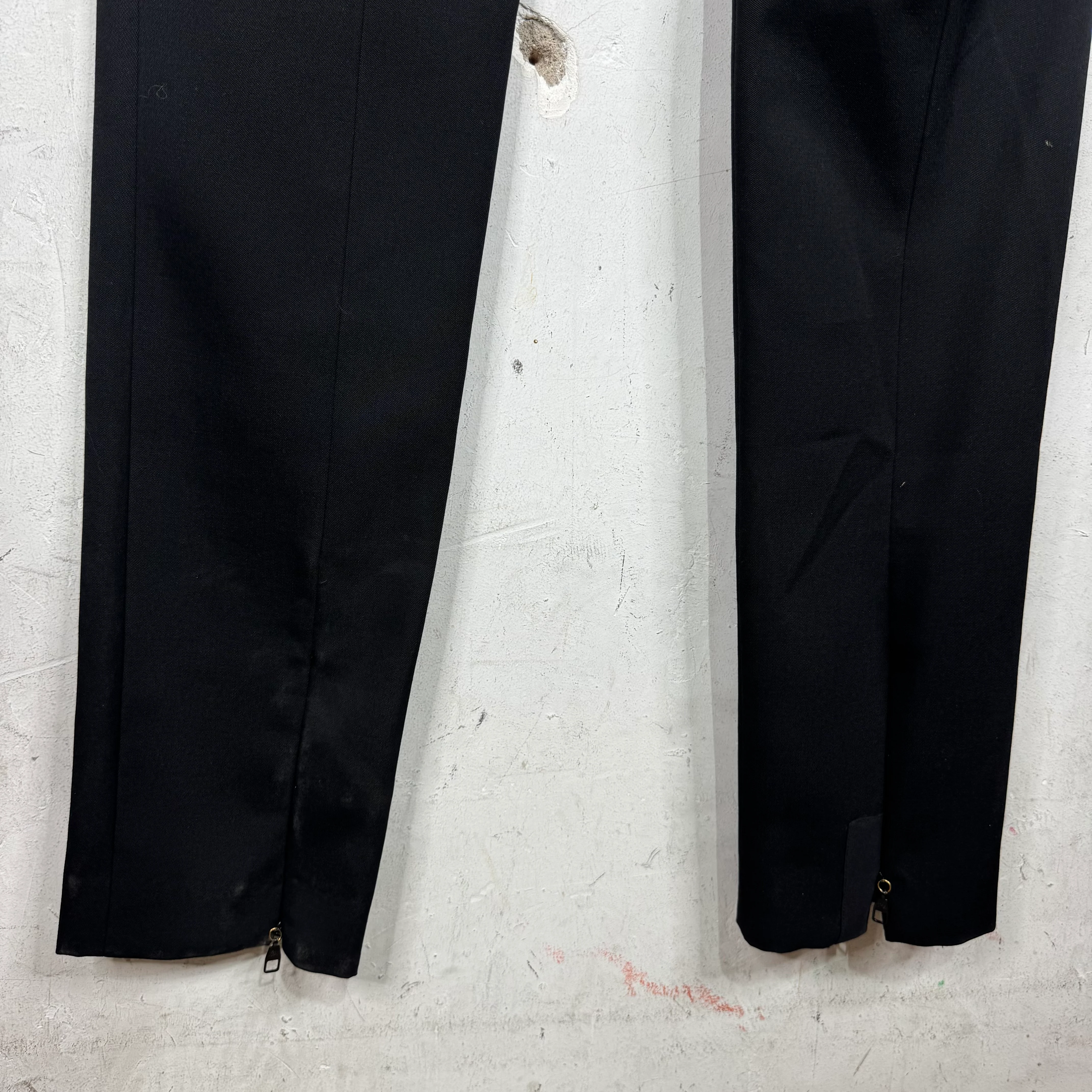 Louis Vuitton Heel Zip Black Trousers - Image 12