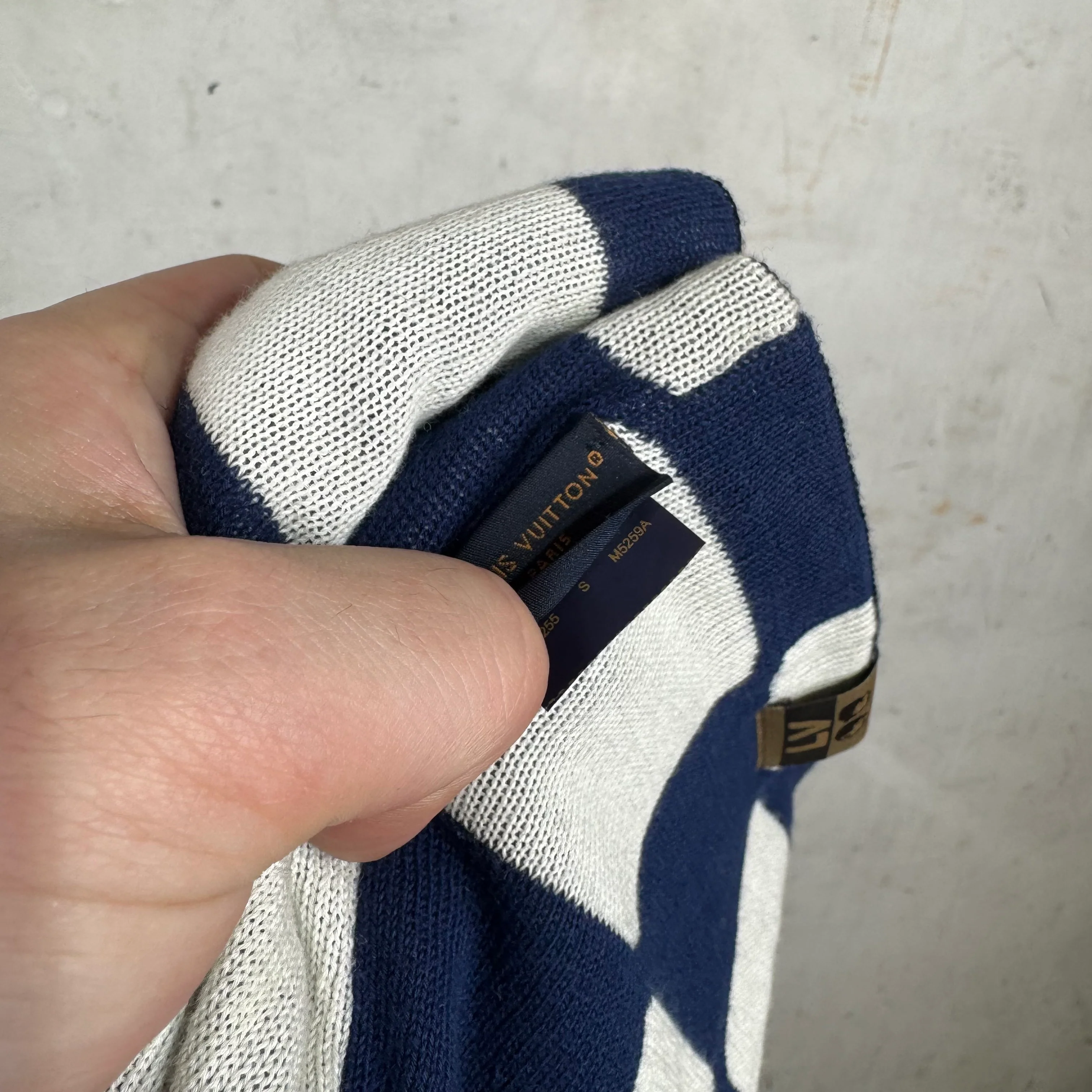 Louis Vuitton Pharell Reversible Beanie - Image 6