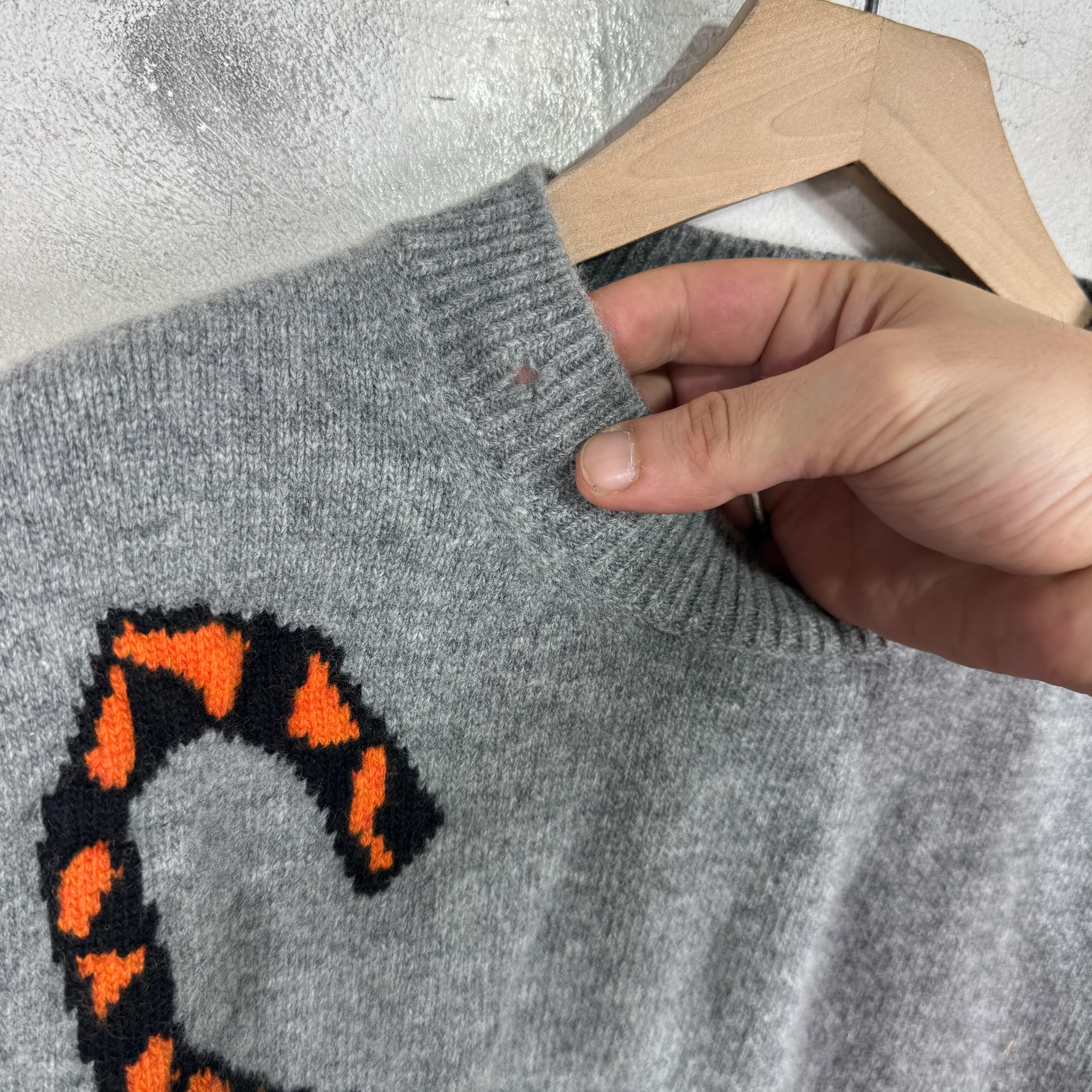 Louis Vuitton Tiger Wool Sweater - Image 7