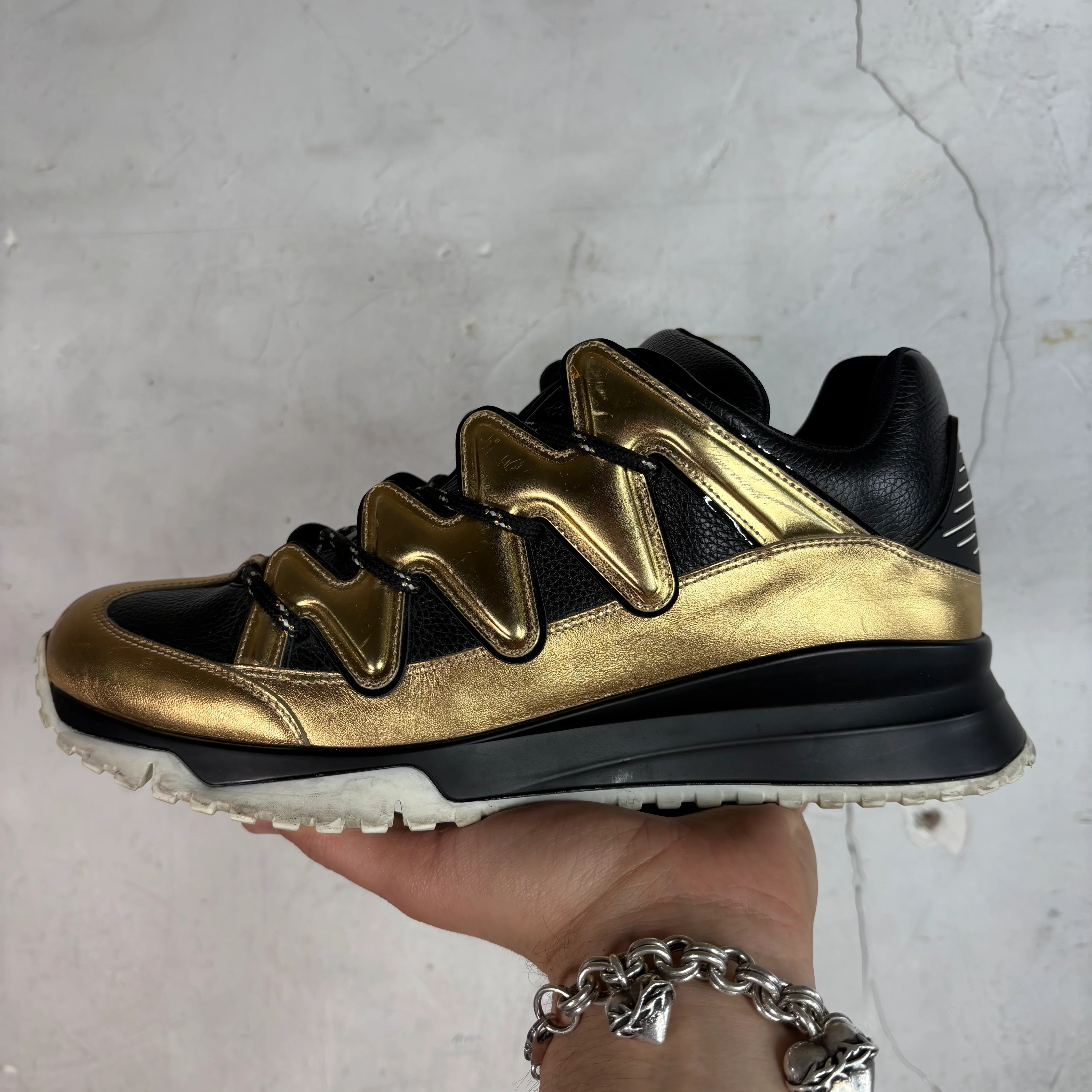 Louis Vuitton Zig-Zag Trainers - Image 7