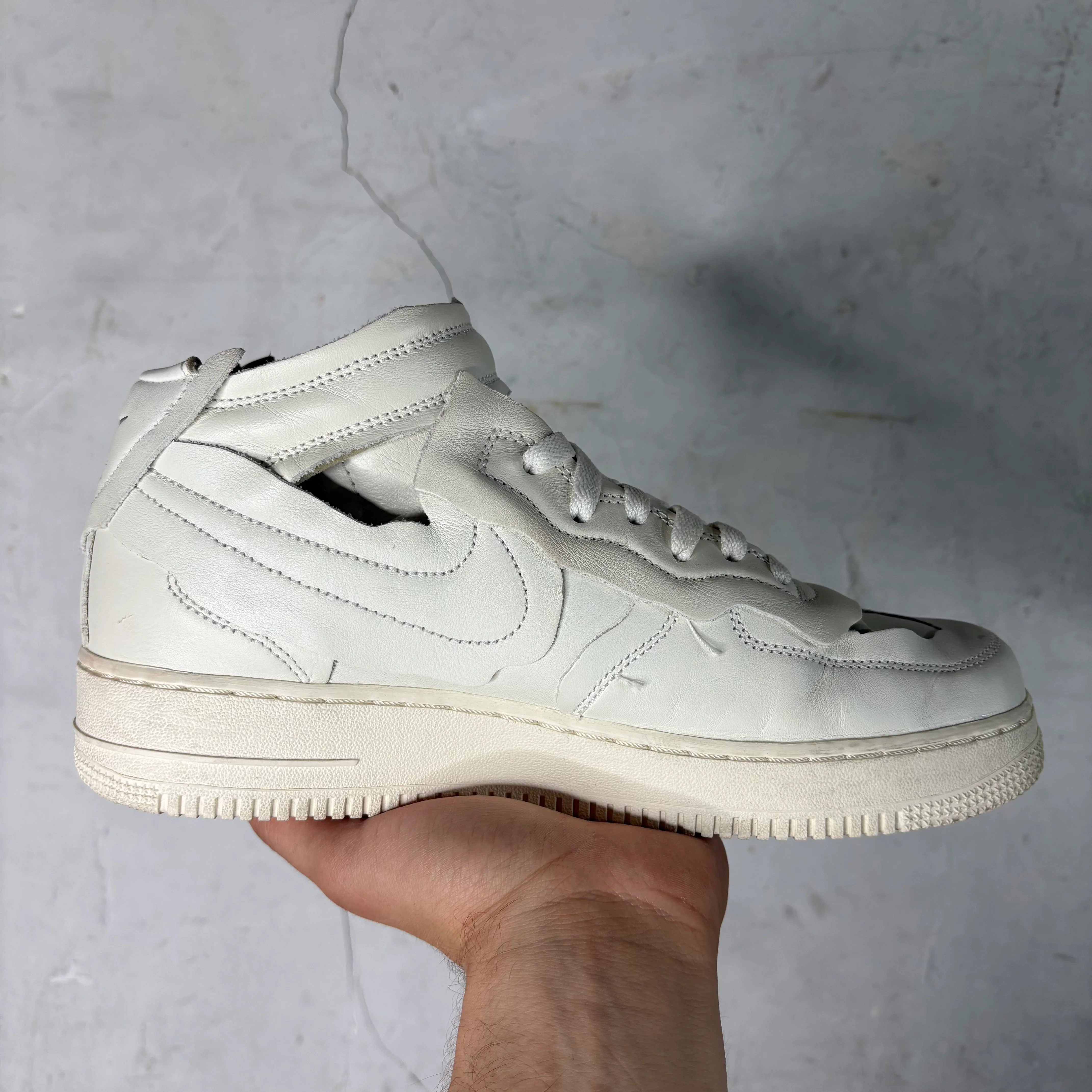 Nike x CDG White AF1 Mids - Image 9