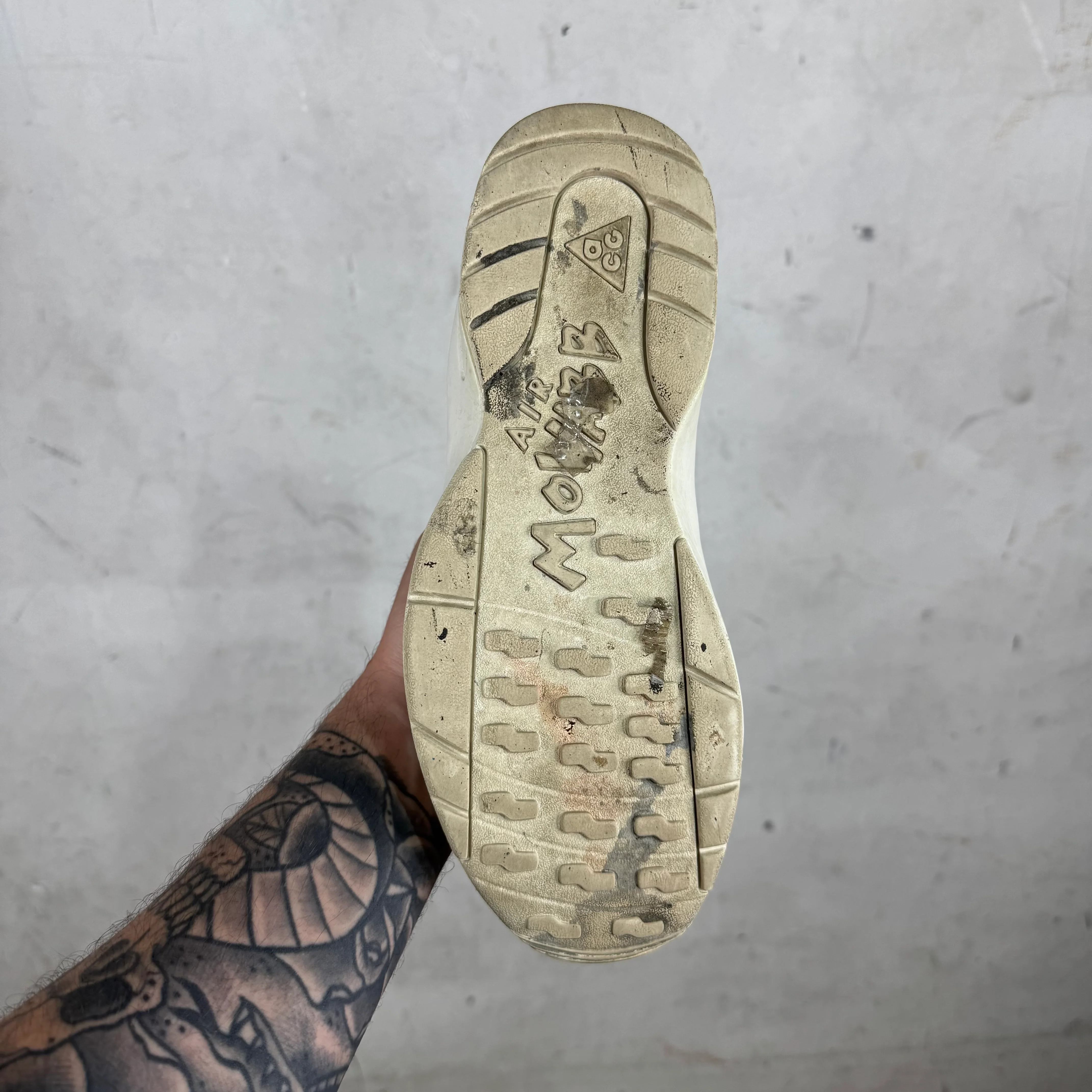Nike x CDG White Mowabbs - Image 11