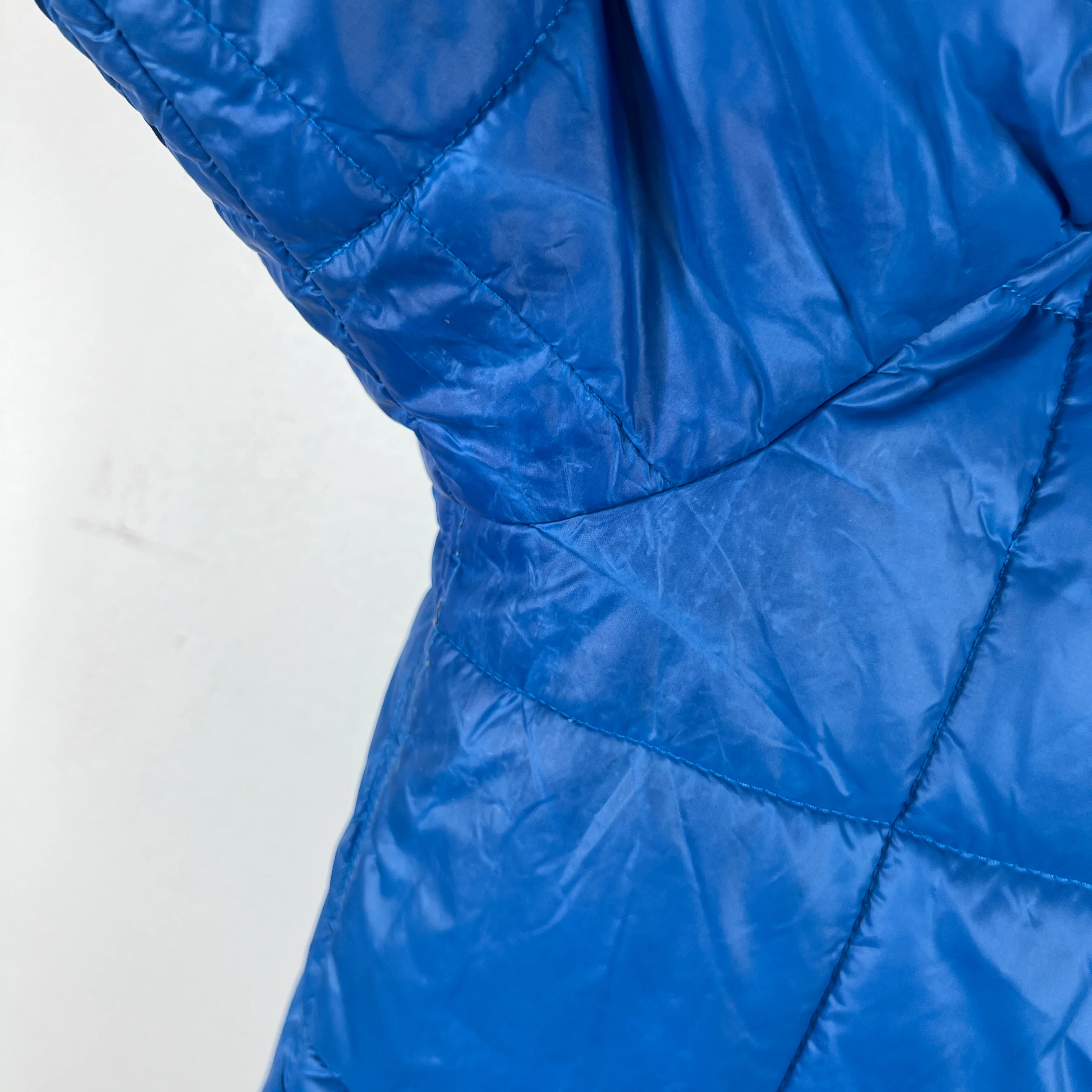 Prada Reversible Plaque Puffer Jacket - Image 19