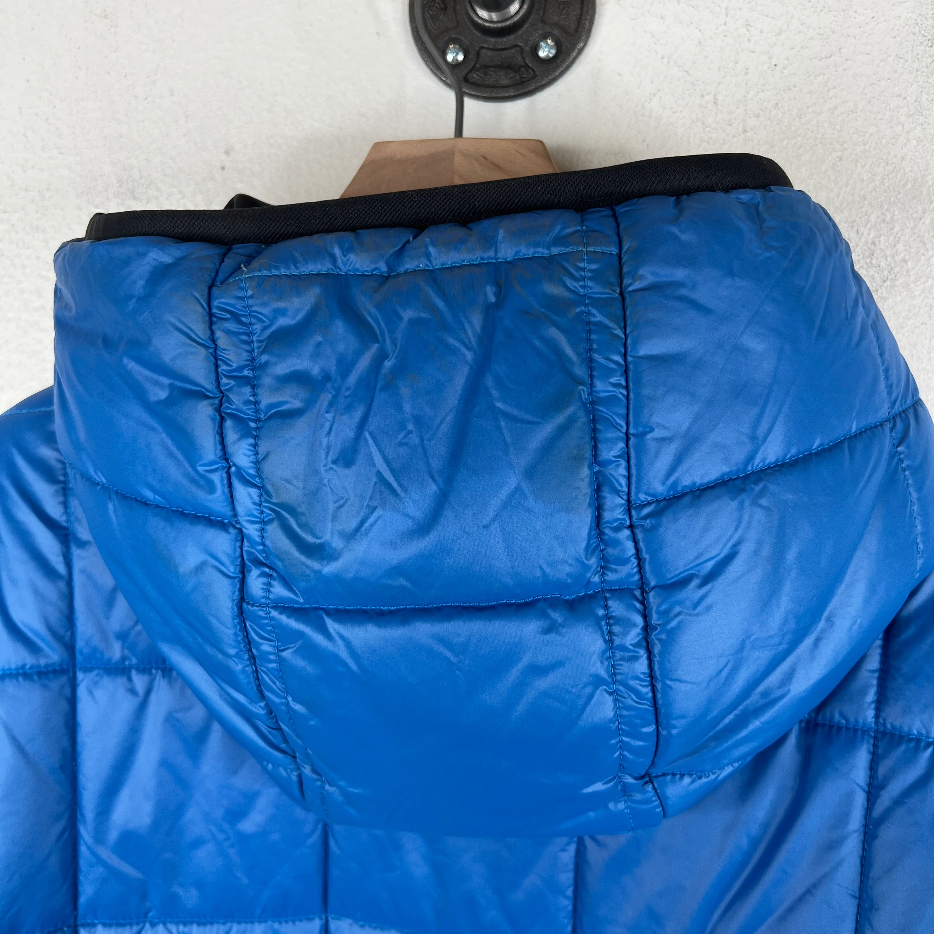 Prada Reversible Plaque Puffer Jacket - Image 23