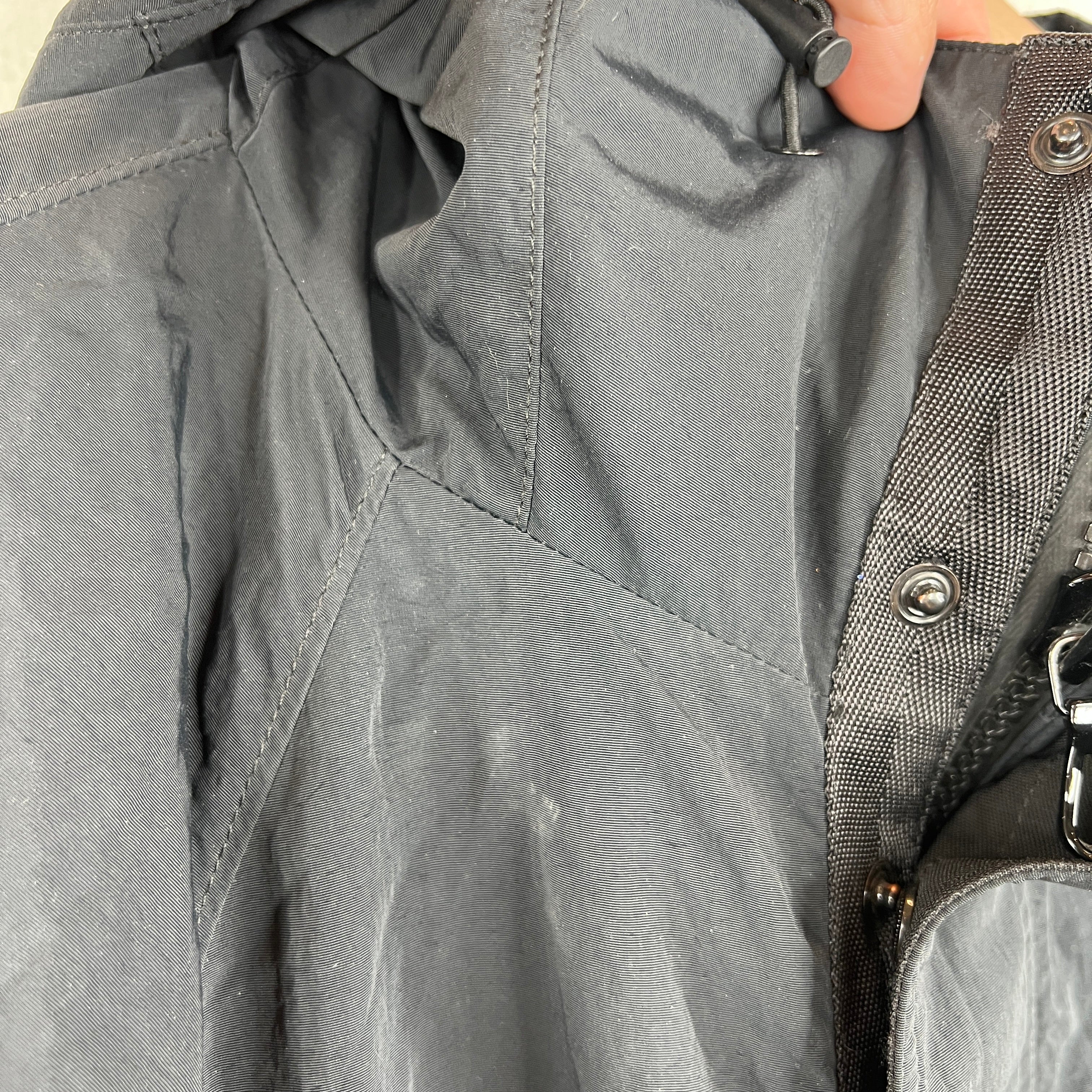Rag & Bone Black Nylon Fishtail Jacket - Image 8