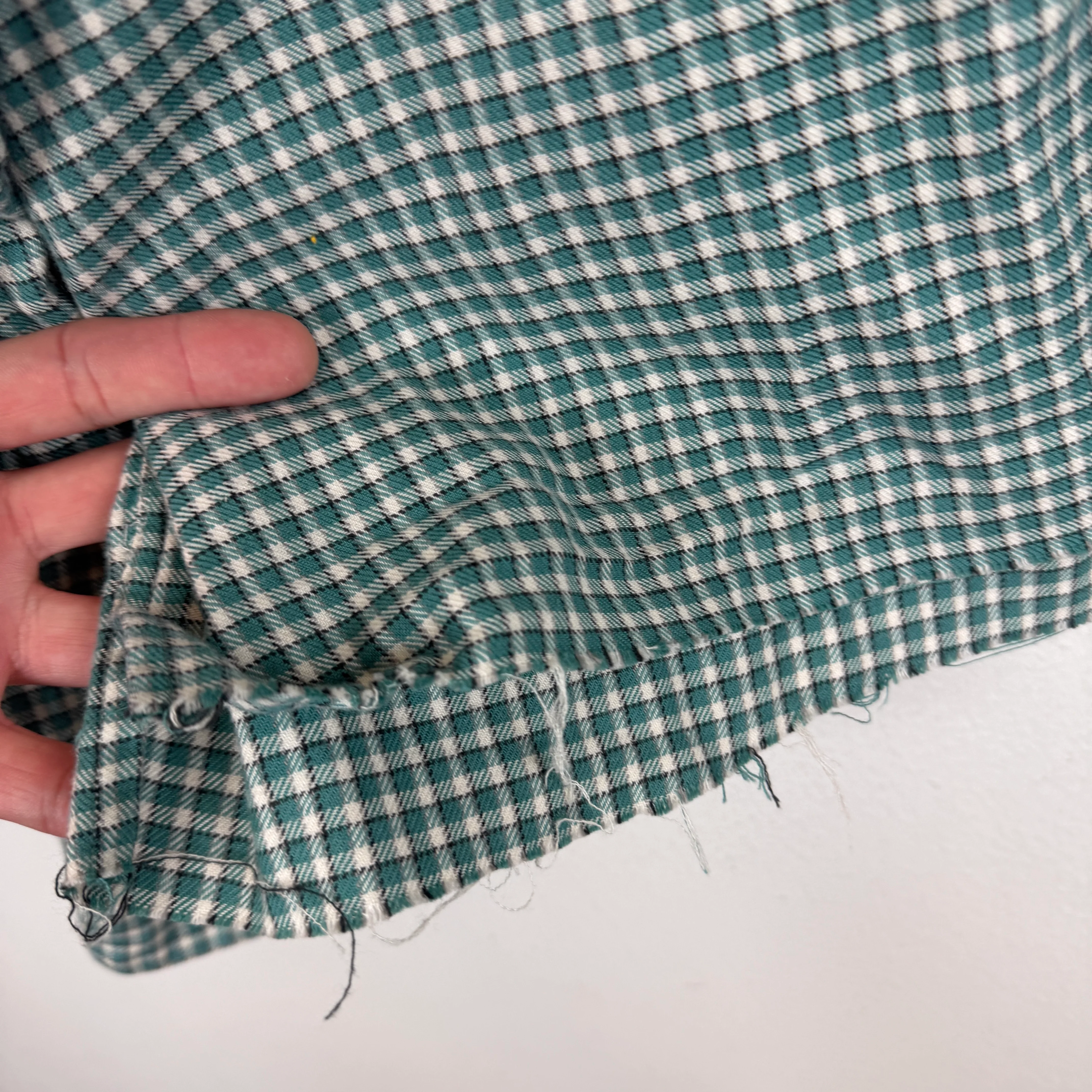 Ralph Lauren Cropped Gingham Button Up LS Shirt - Image 5