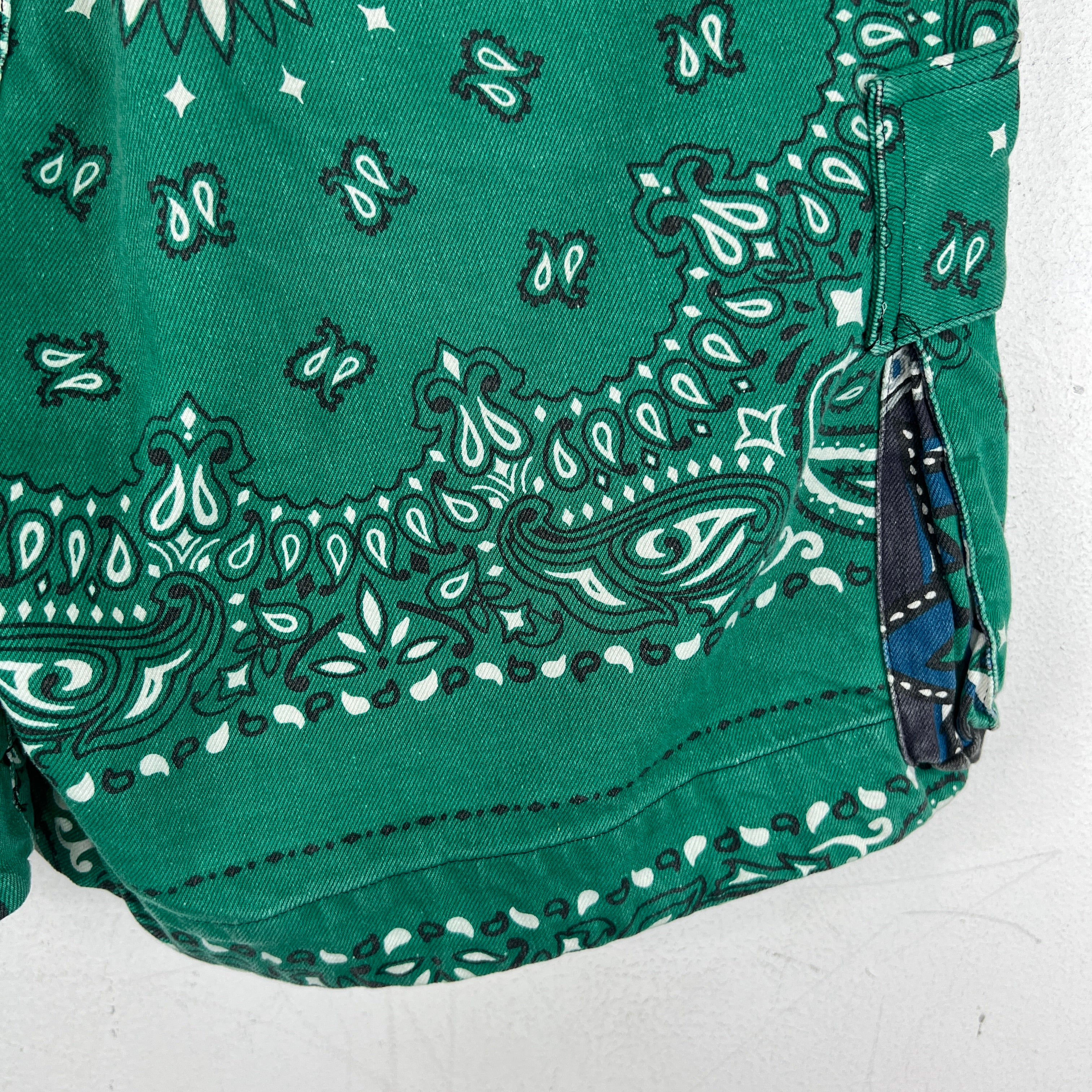 Sacai Green Paisley Belted Cargo Shorts - Image 11