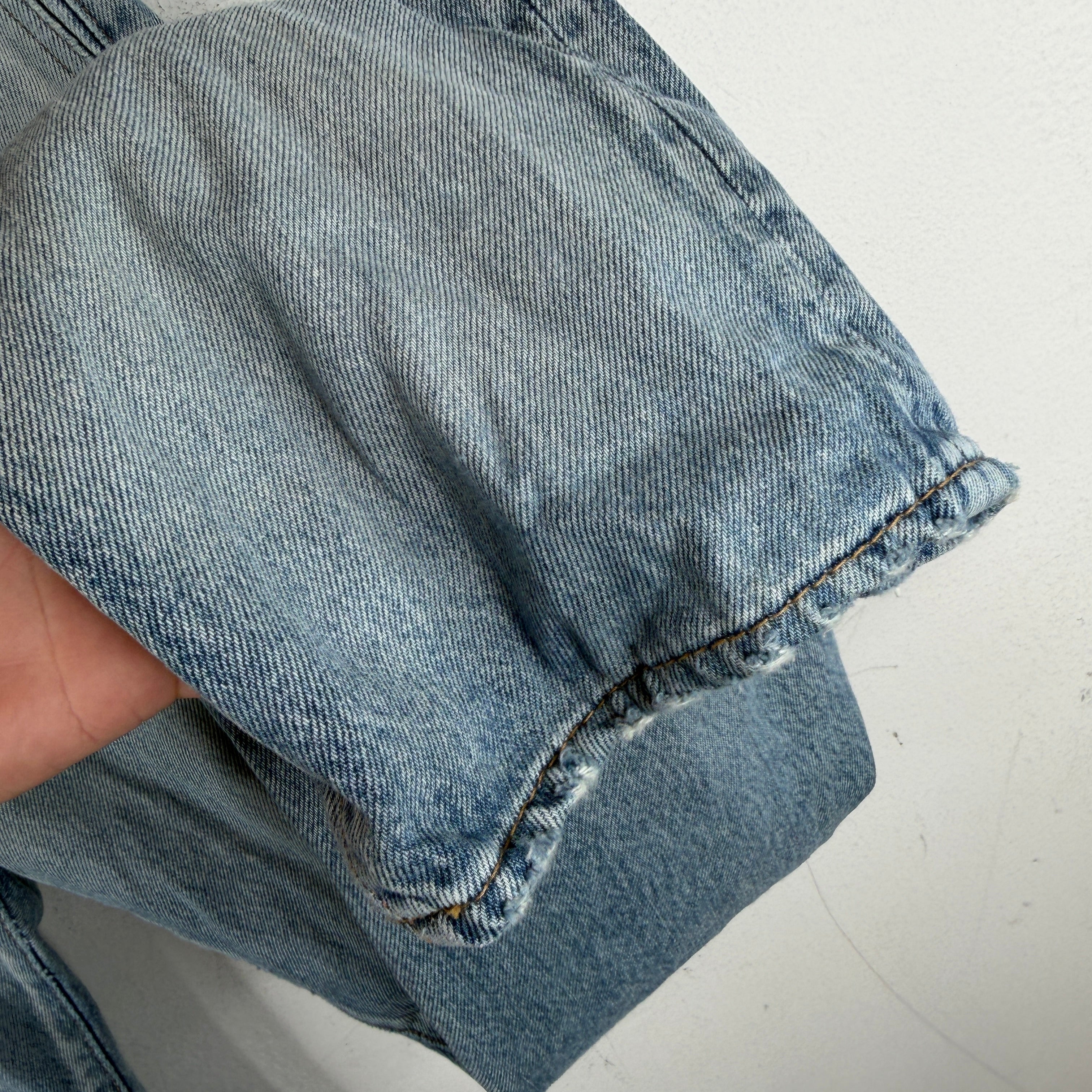 Saint Laurent Light Wash D18 Jeans - Image 8